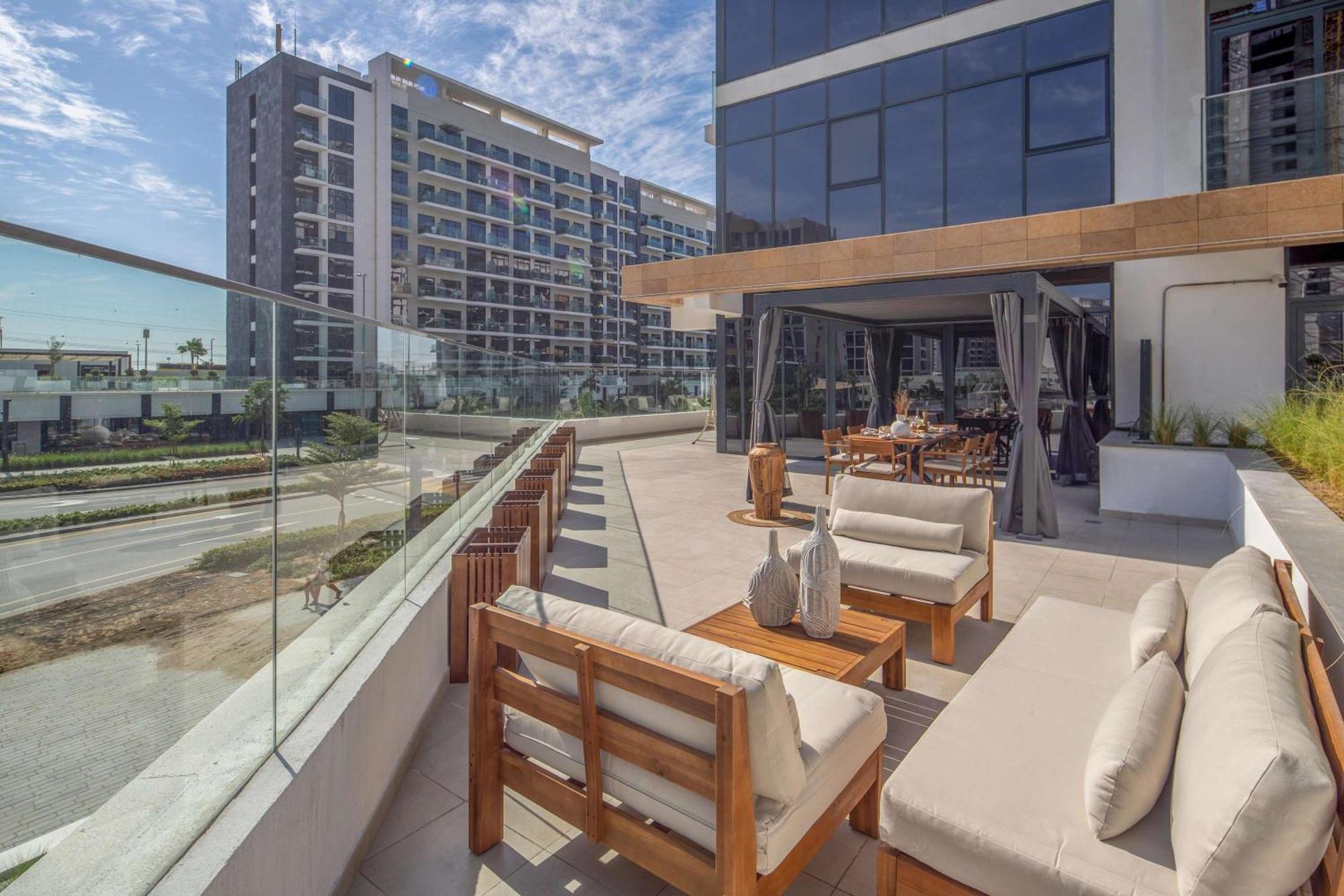 Frank Porter - Azizi Riviera 45 Apartment