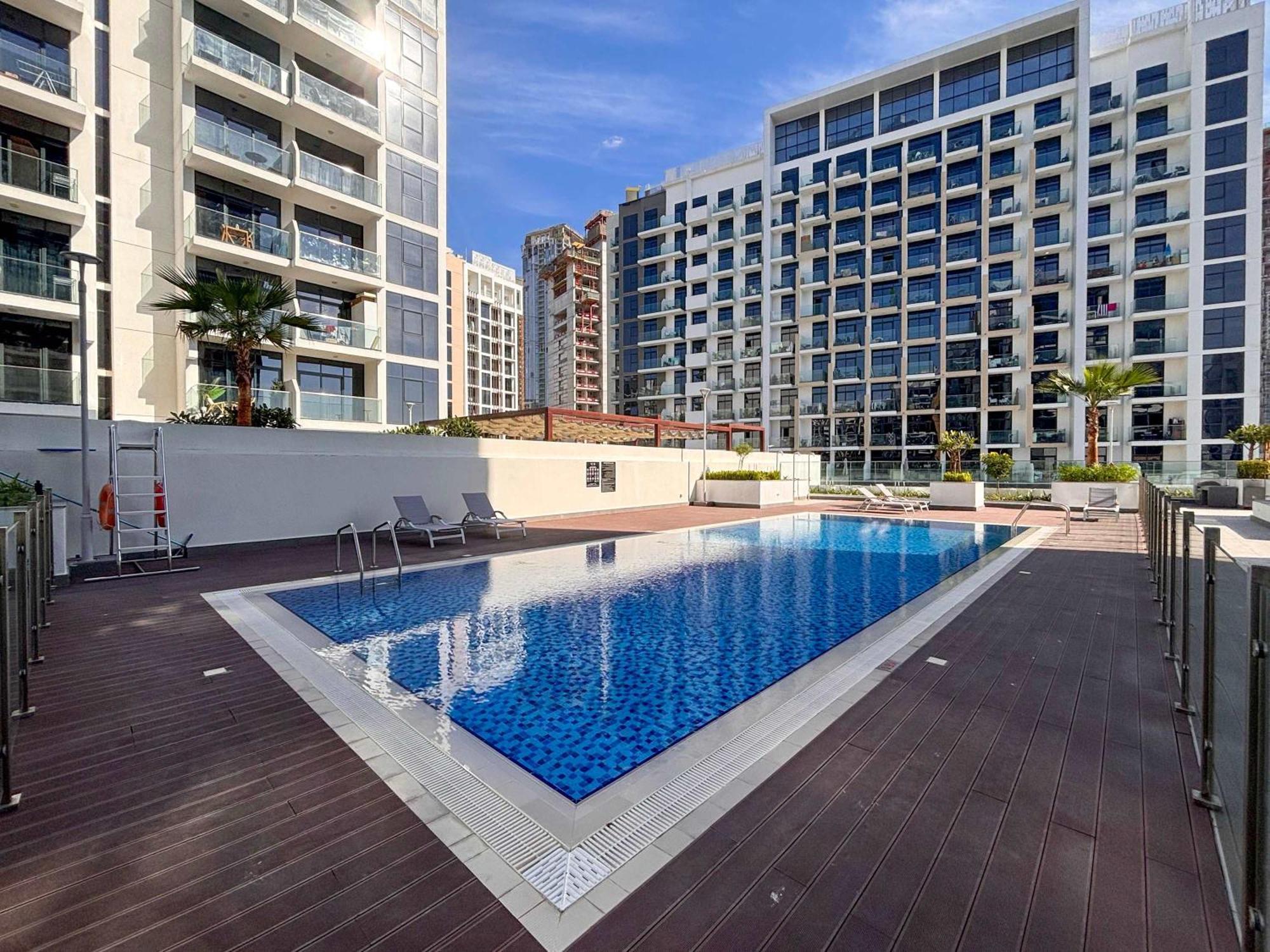Frank Porter - Azizi Riviera 45 Apartment *