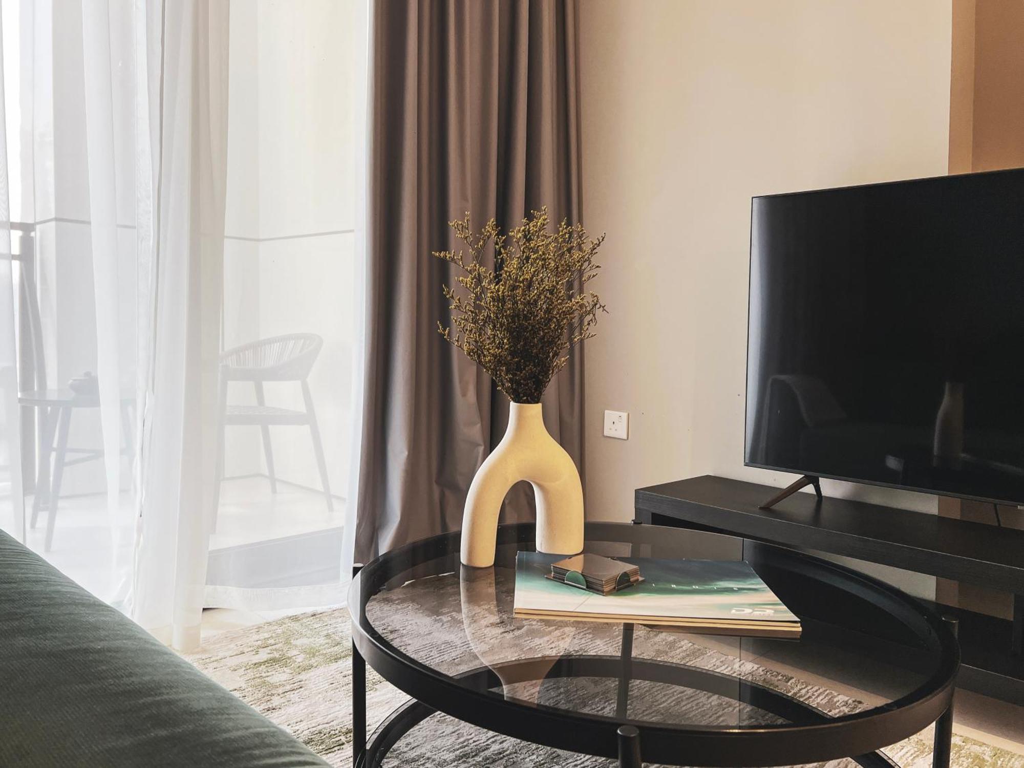 Apartment Luxurious Zada Tower Retreat By Keyrock Living