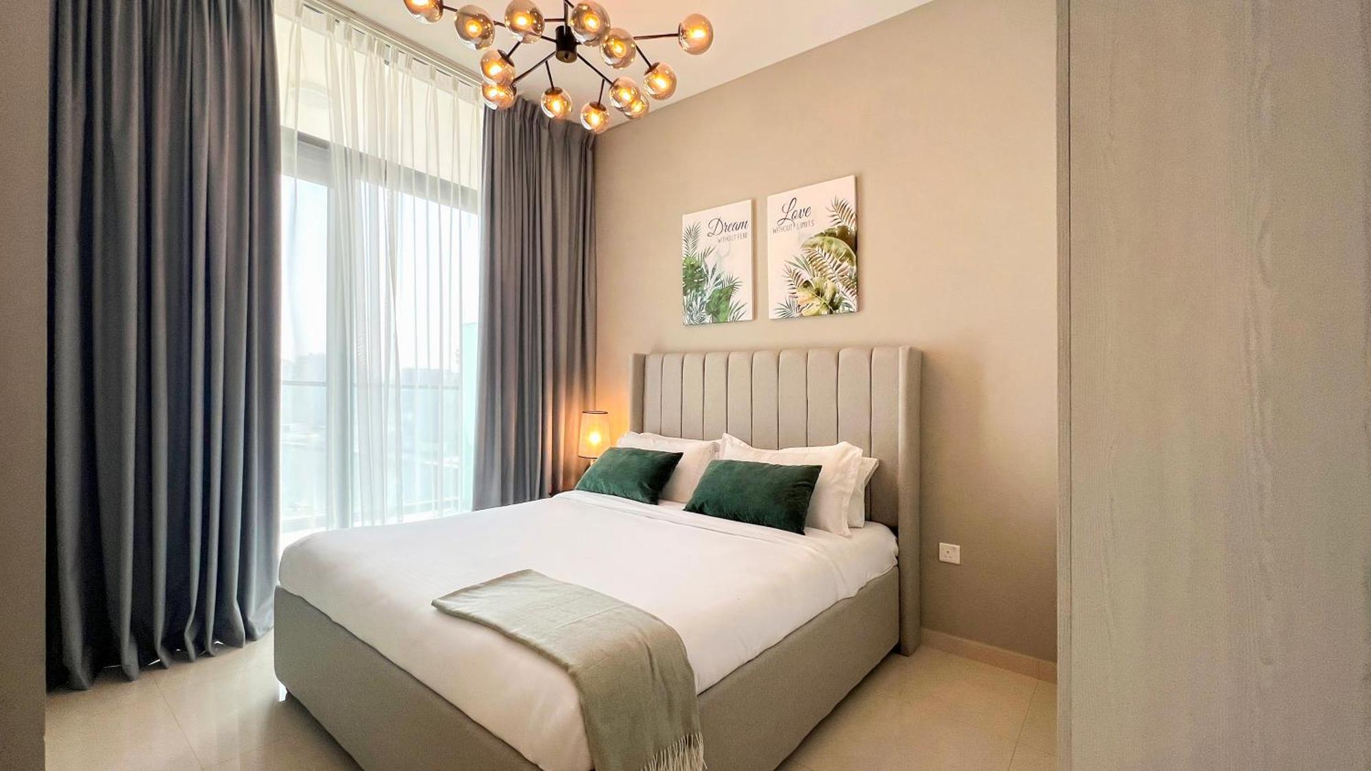 Luxurious Zada Tower Retreat By Keyrock Living Dubai