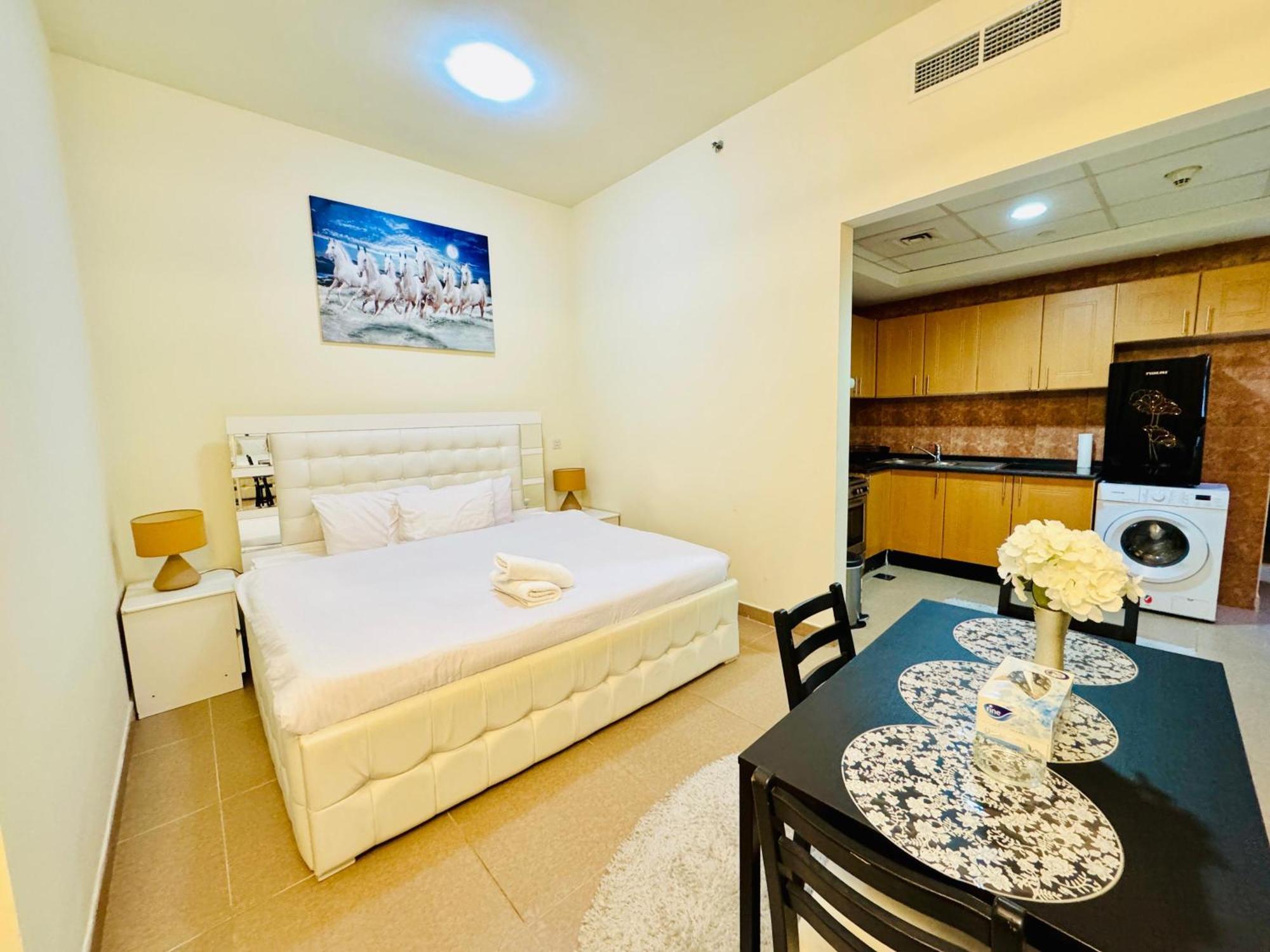 Hm1210 Premium Furnished In Business Bay Apartment Dubai