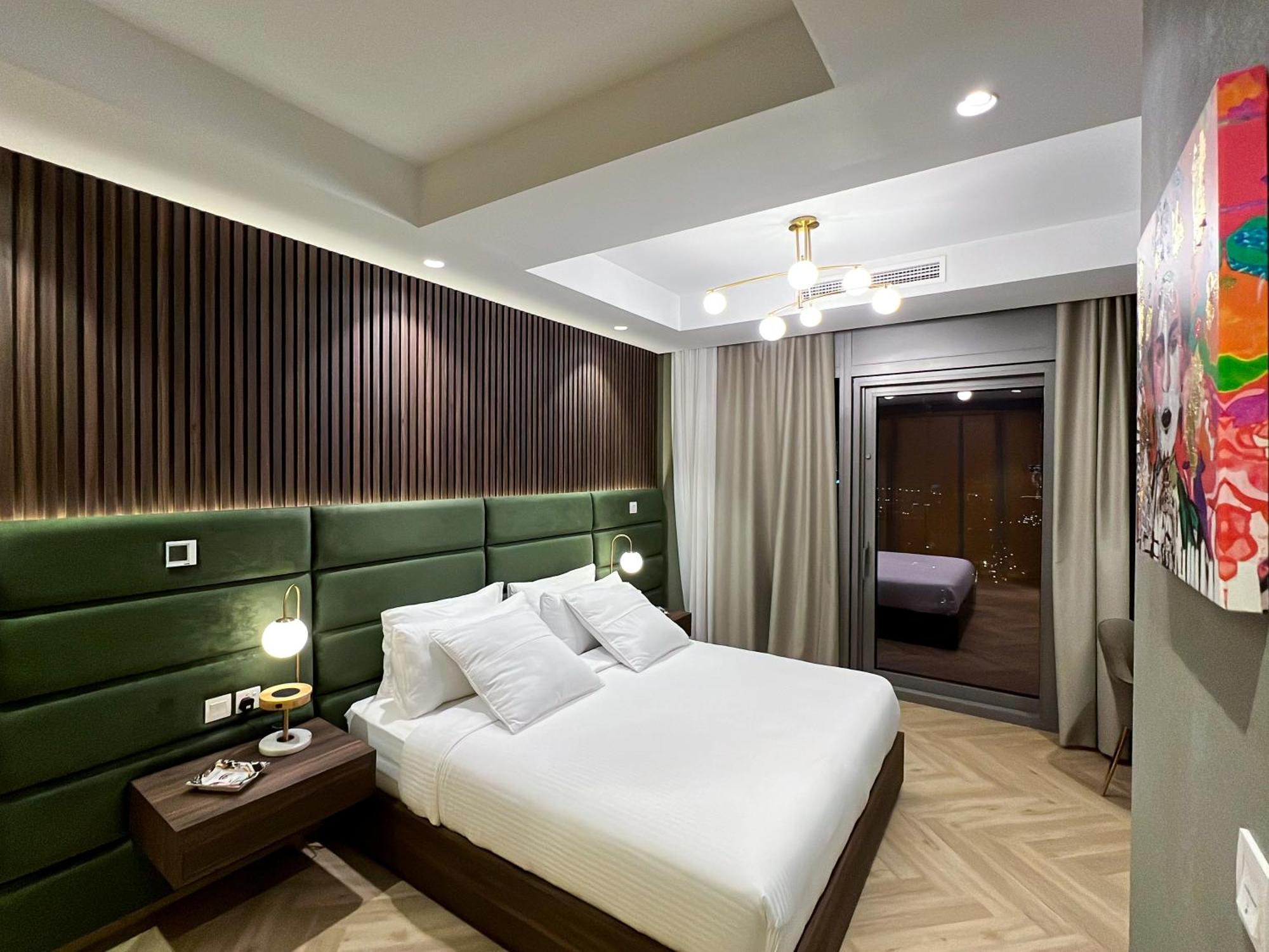 Apartment Keyrock Living - Skyline Escape At Paramount