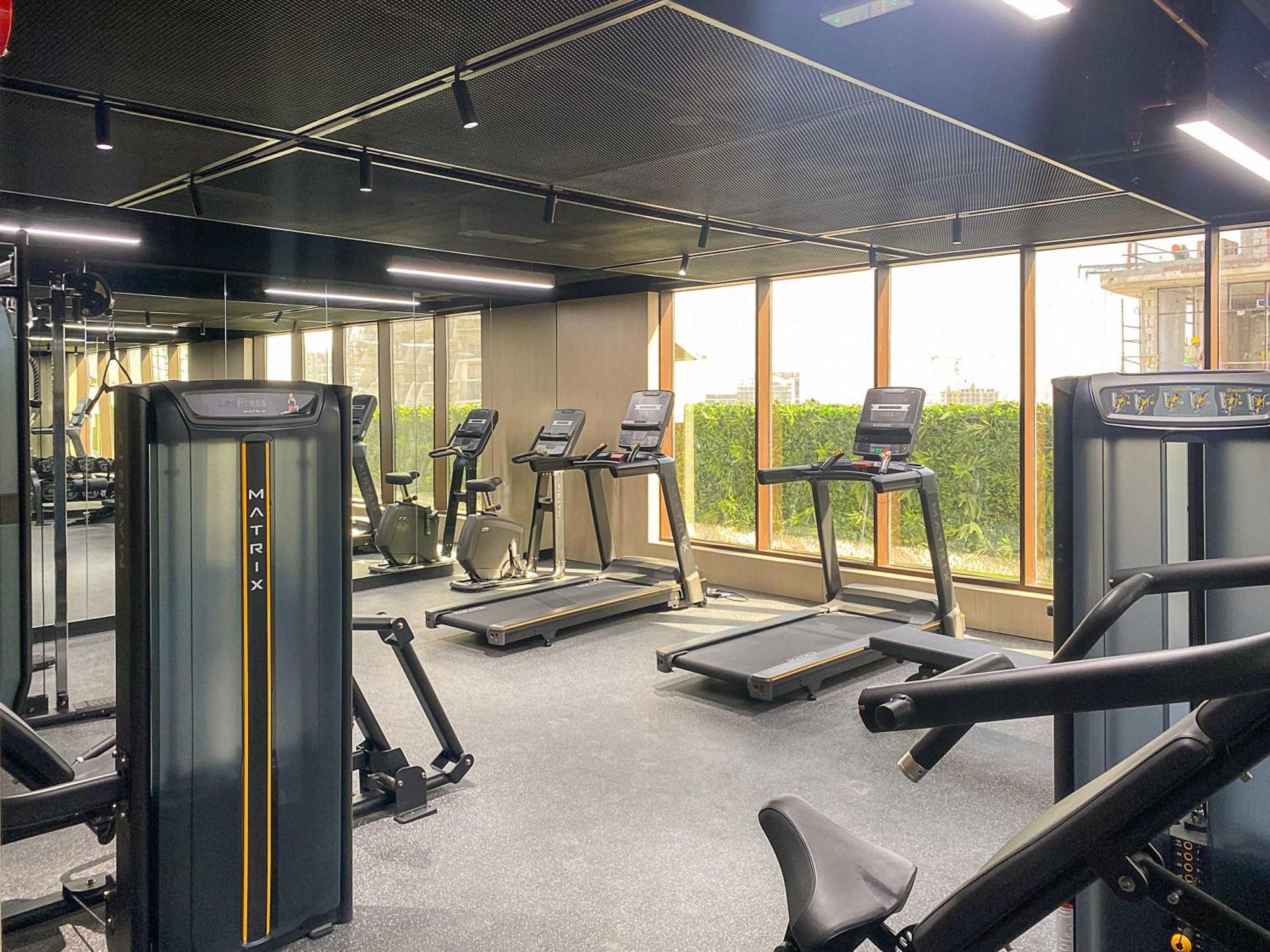 Modern With Rooftop Pool And Gym In Jvc Apartment Dubai