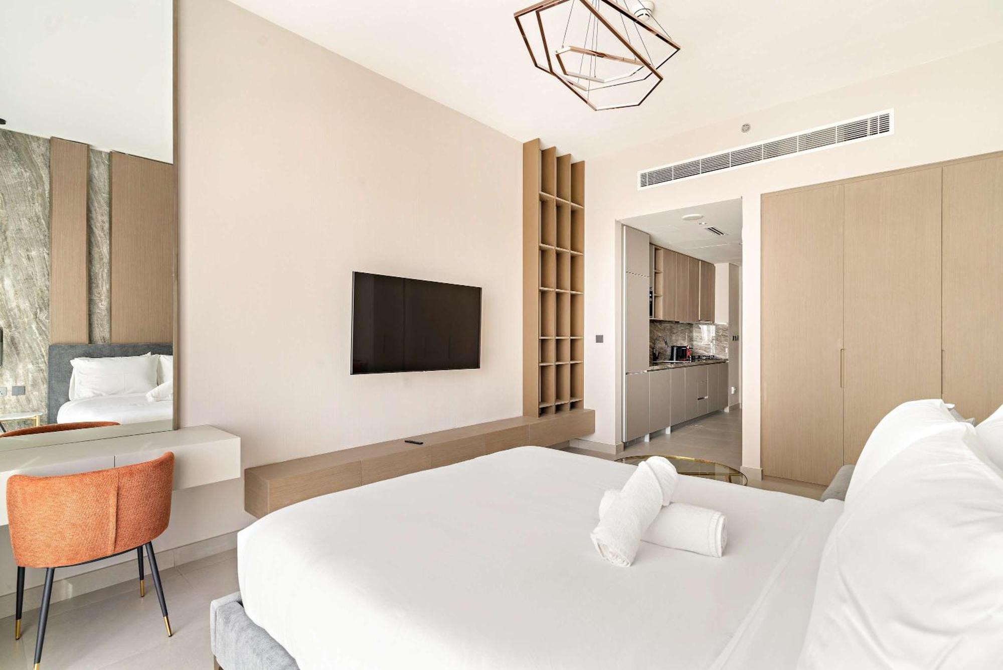 Modern With Rooftop Pool And Gym In Jvc Dubai