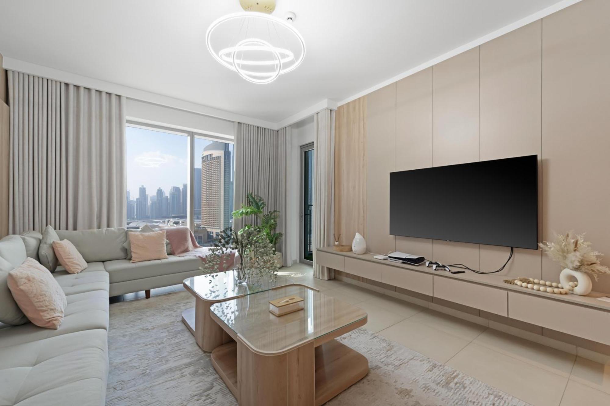 Apartment Amazing 2br Burj Khalifa View Steps Walk To Dubaimall Dubai