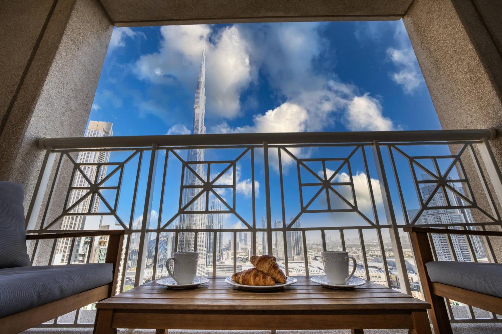 Signature Burj Khalifa View Residence