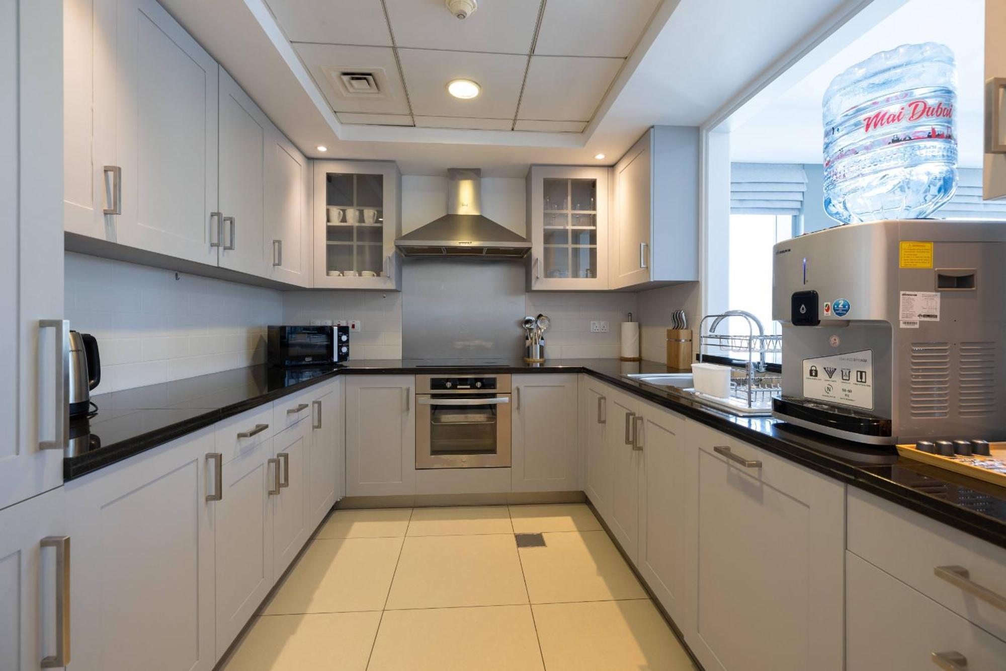 Signature Burj Khalifa View Residence Apartment