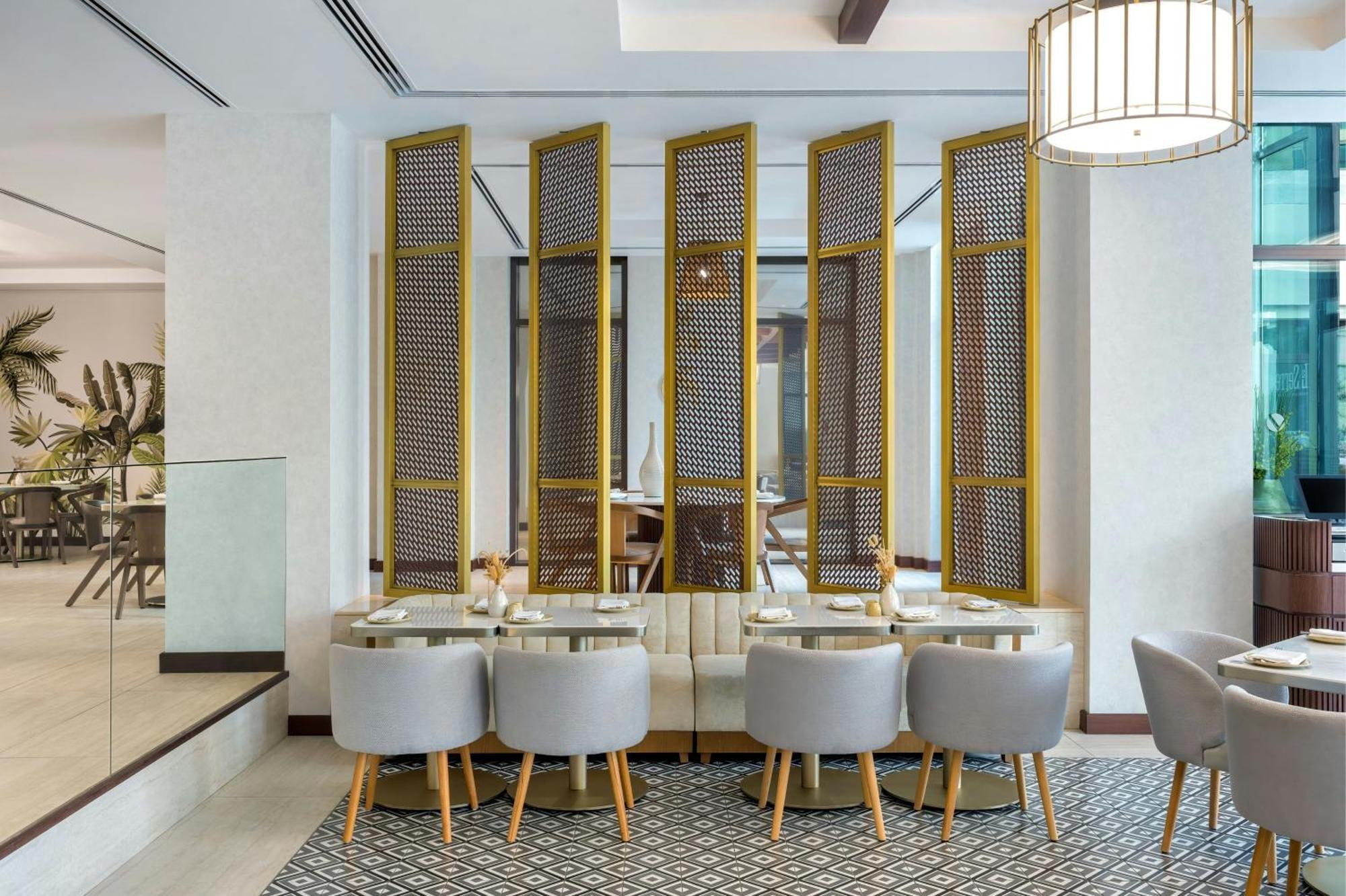 Boulevard, Autograph Collection 4* Dubai