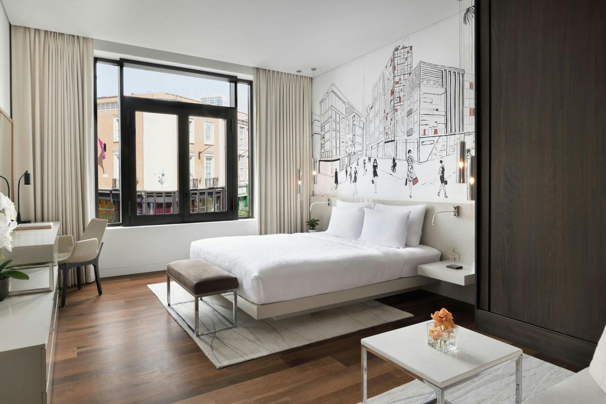 La & Walk Dubai, Autograph Collection 5*
