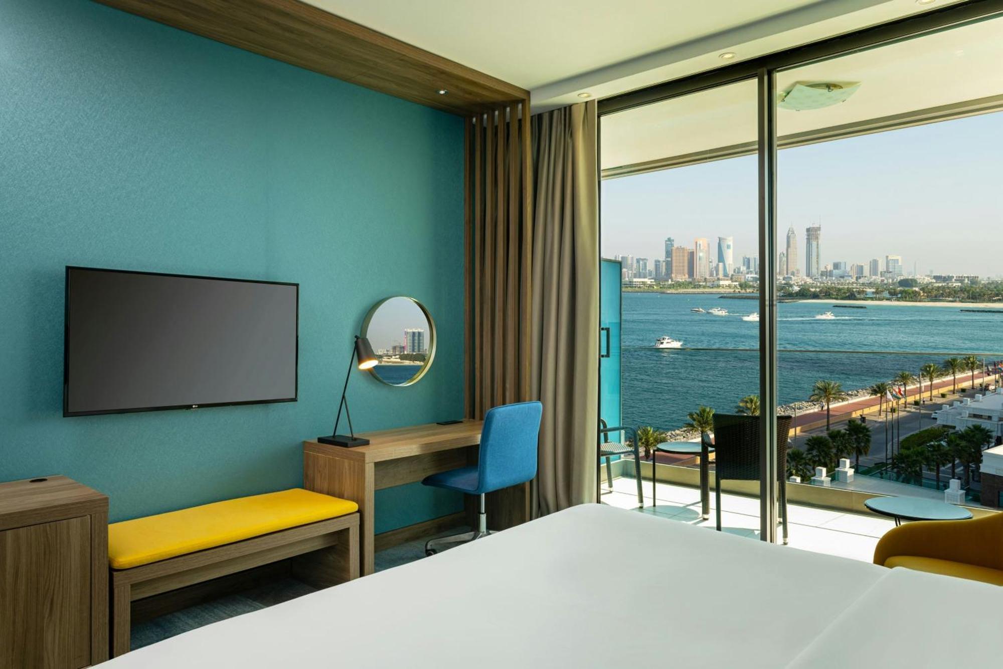 Resort Aloft Palm Jumeirah 4*