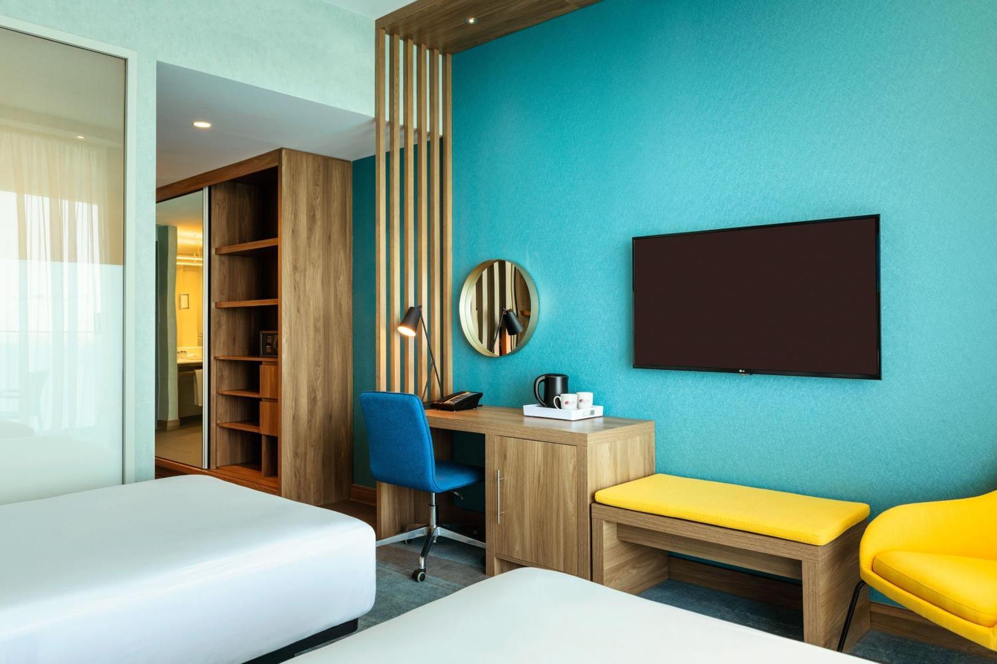 Resort Aloft Palm Jumeirah 4*