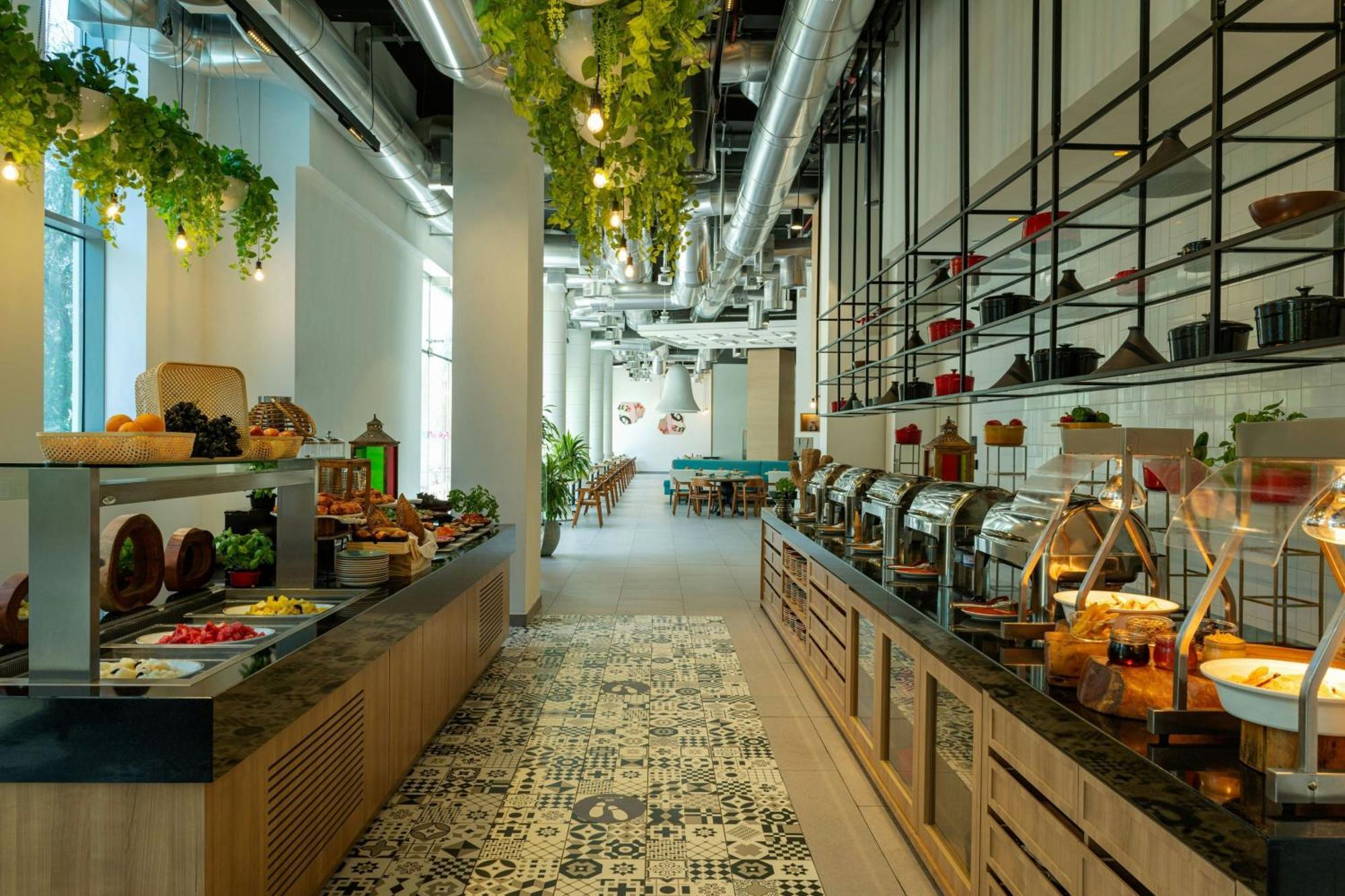 Hotel Aloft Al Mina, Jumeirah 4*