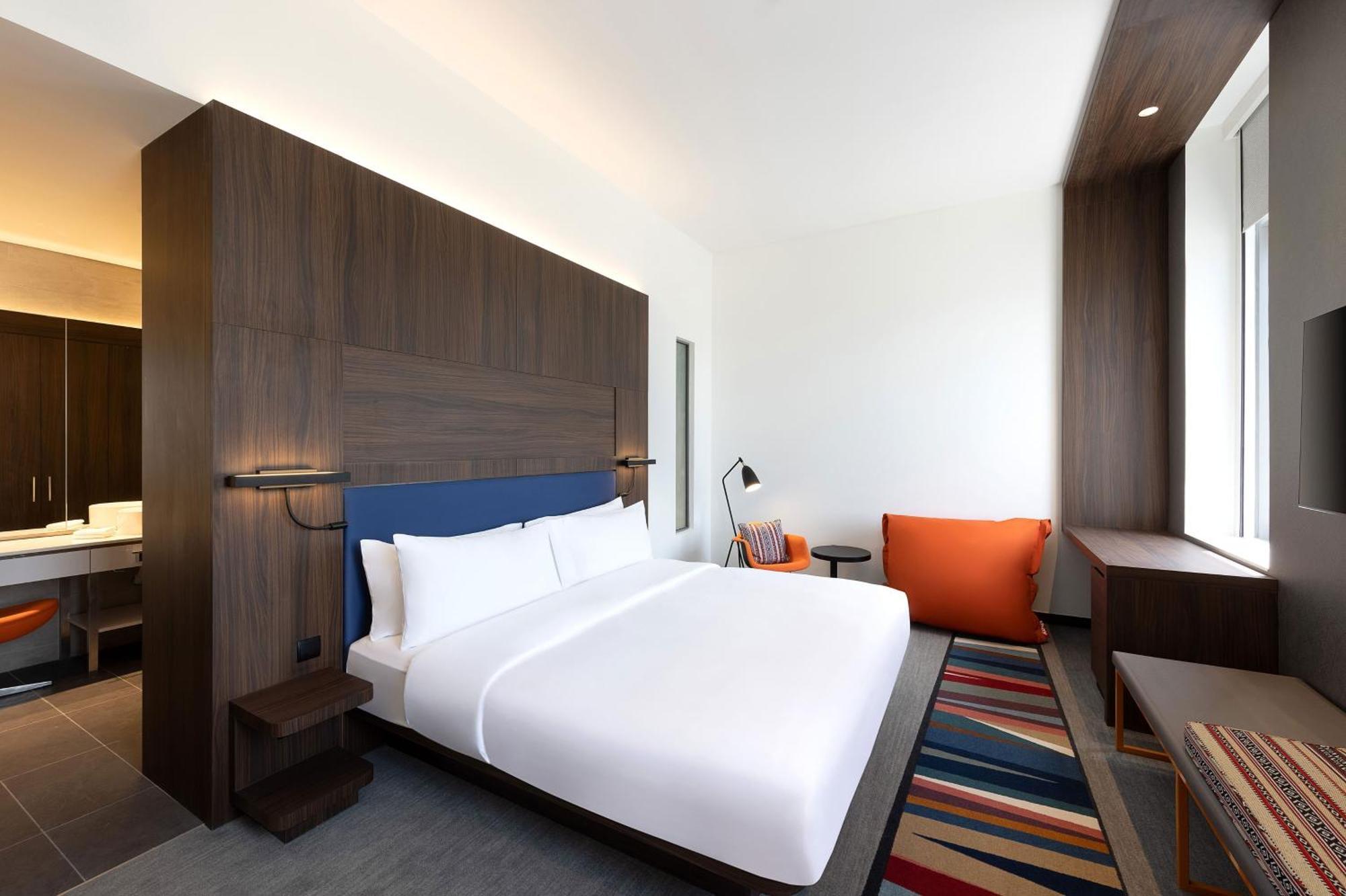 Aloft Al Mina, Jumeirah 4* Dubai