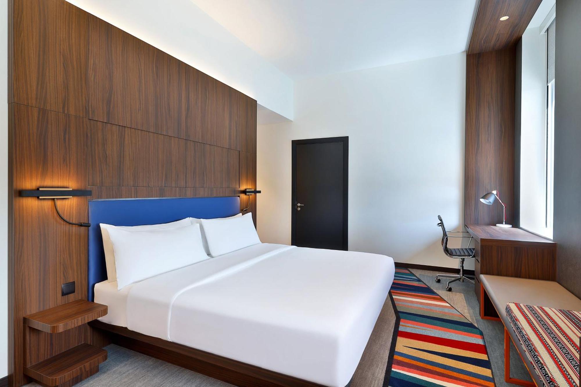 Hotel Aloft Al Mina, Jumeirah 4*