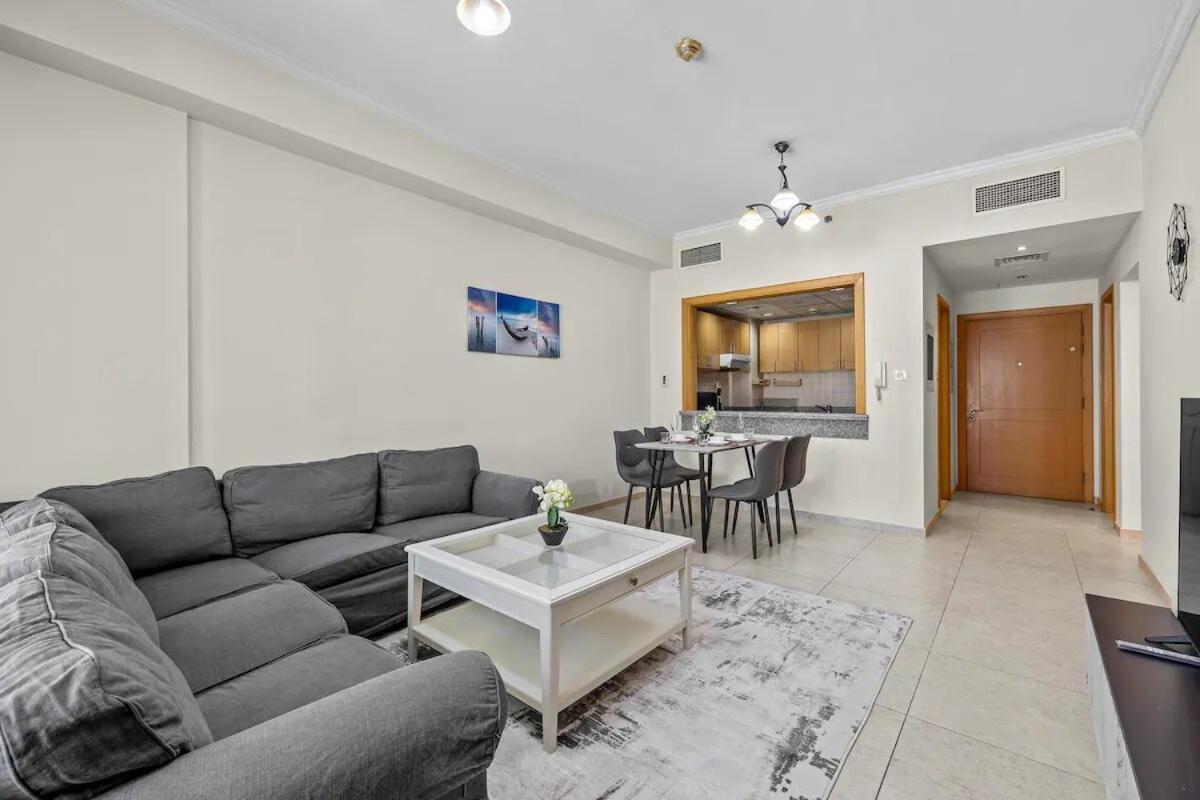 Modern Living Nestle With1bedroom- Full Kitchen Dubai
