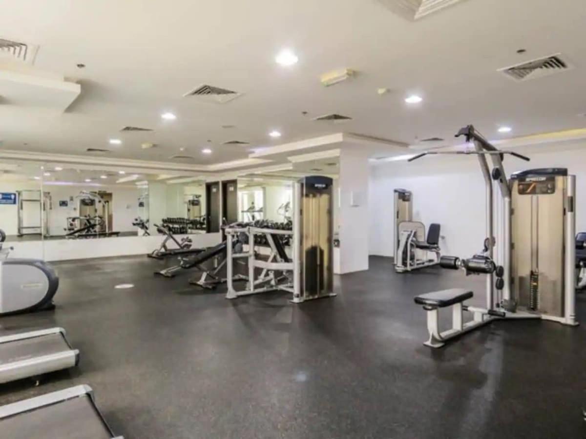 Modern Living Nestle With1bedroom- Full Kitchen Apartment