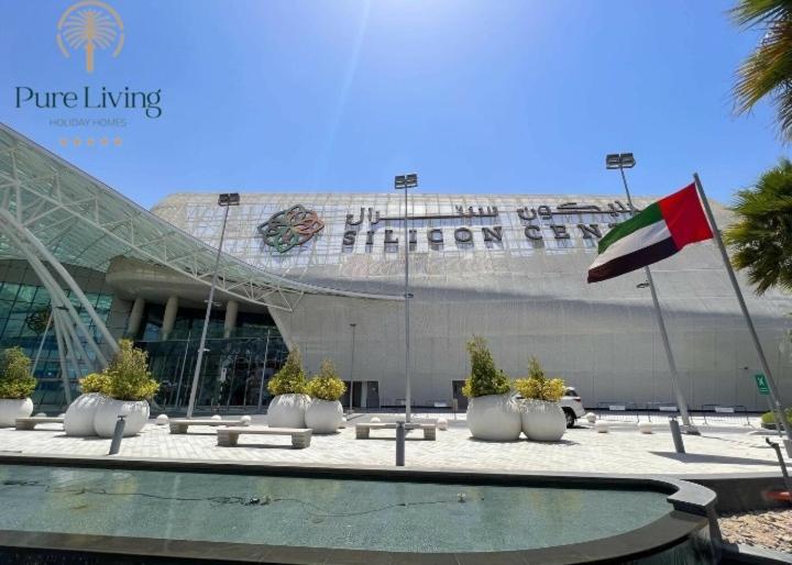 Modern Living Nestle With1bedroom- Full Kitchen *