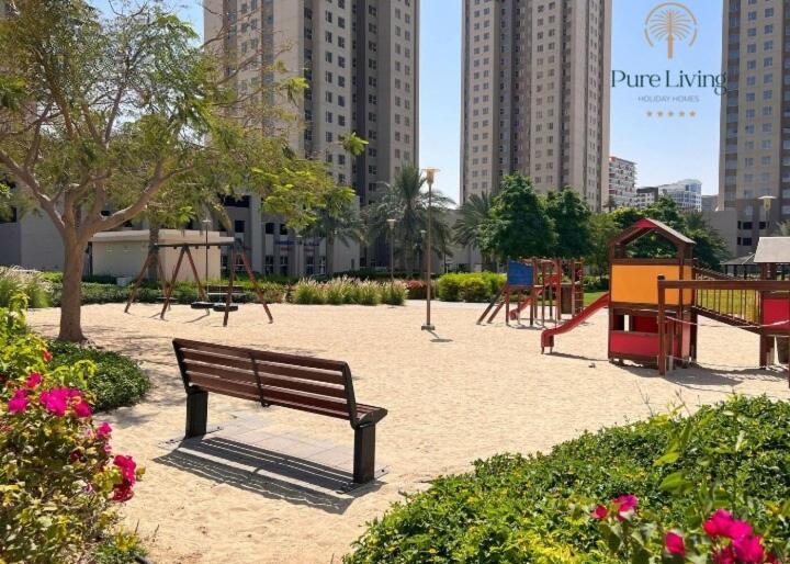 Modern Living Nestle With1bedroom- Full Kitchen Apartment *