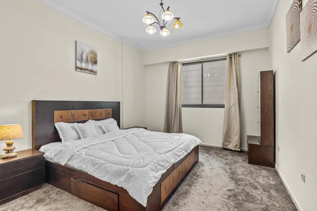 Modern Living Nestle With1bedroom- Full Kitchen