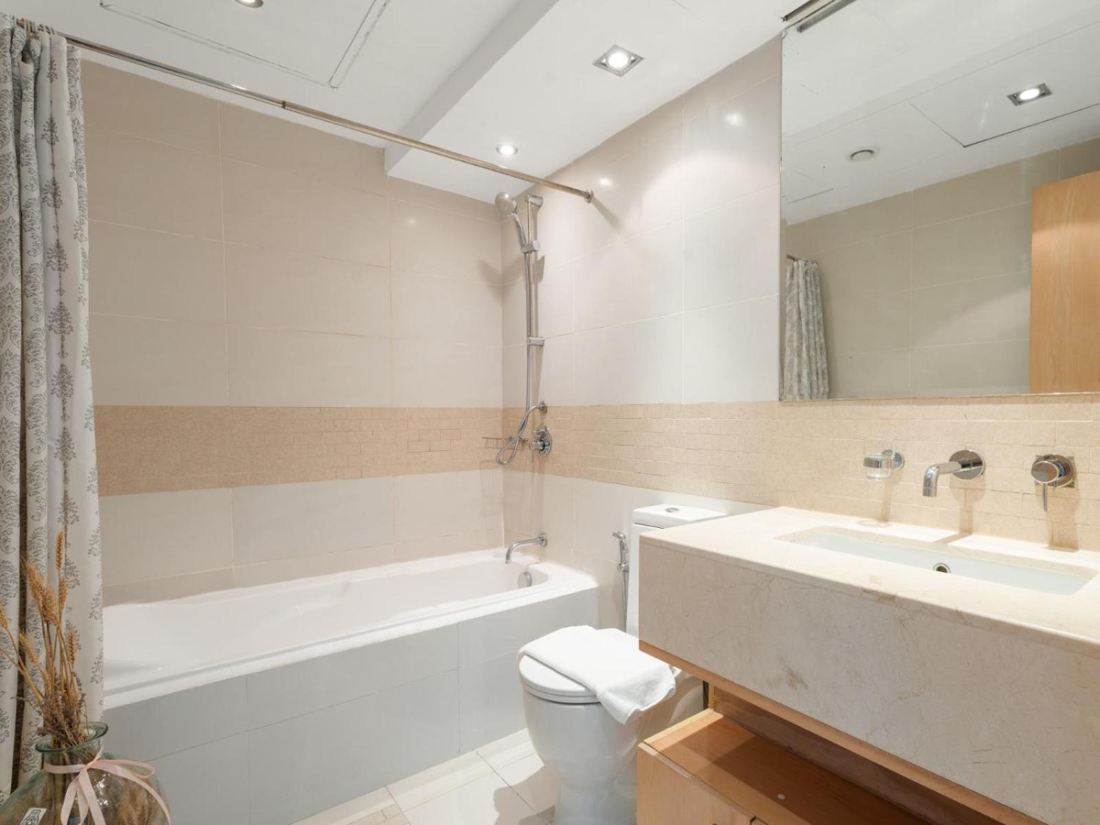 Horizon Bliss 1bdr Getaway In Fairfield Apartment Dubai