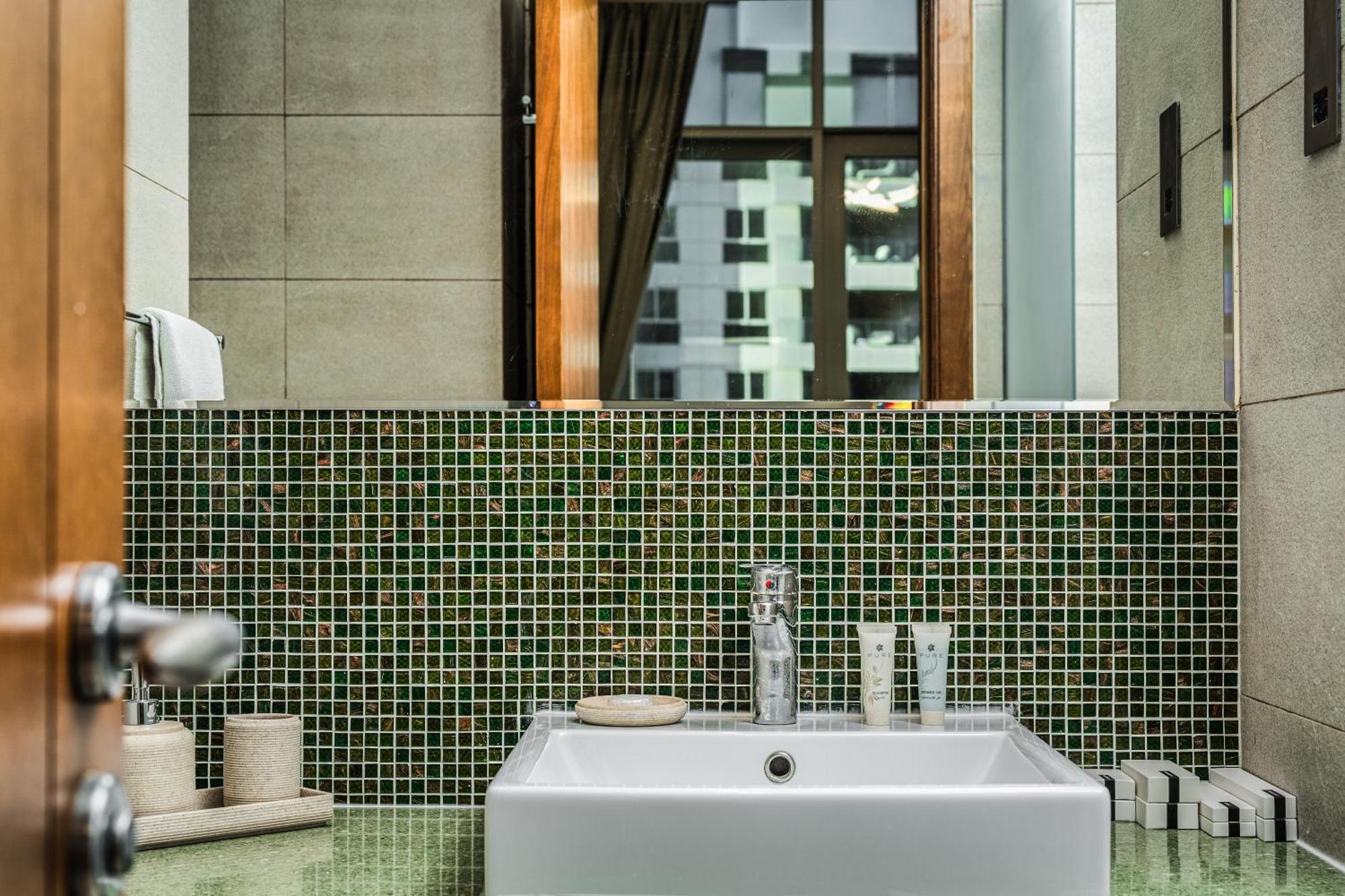 Apartment Marina Haven I Waterfront I Pool I Gym And Sauna Dubai