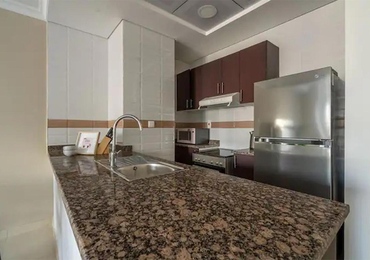 Apartment Elegant With Partial Sea View In Court Tower