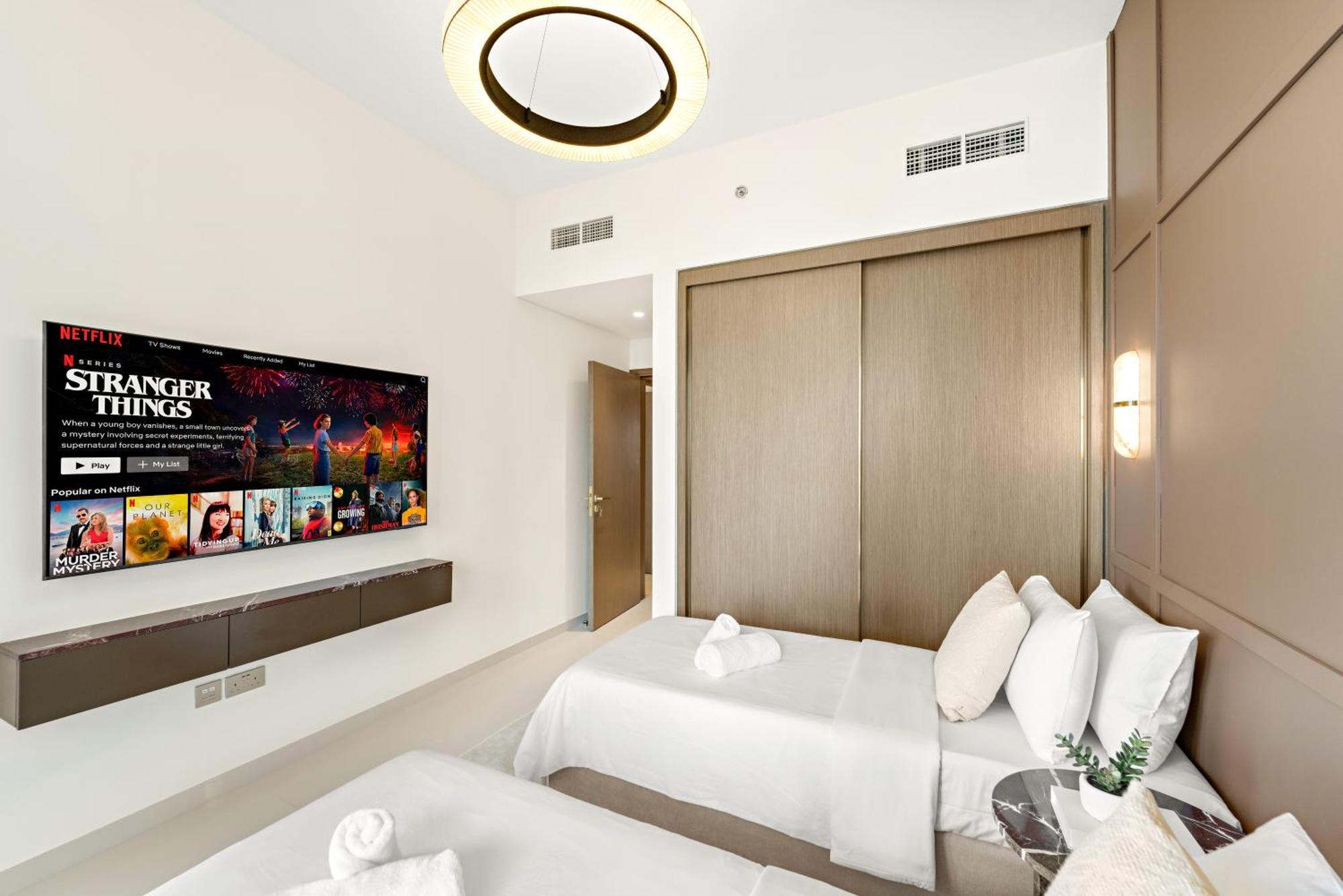 Elegant 2br With Palm & Sea View L Direct Access Apartment