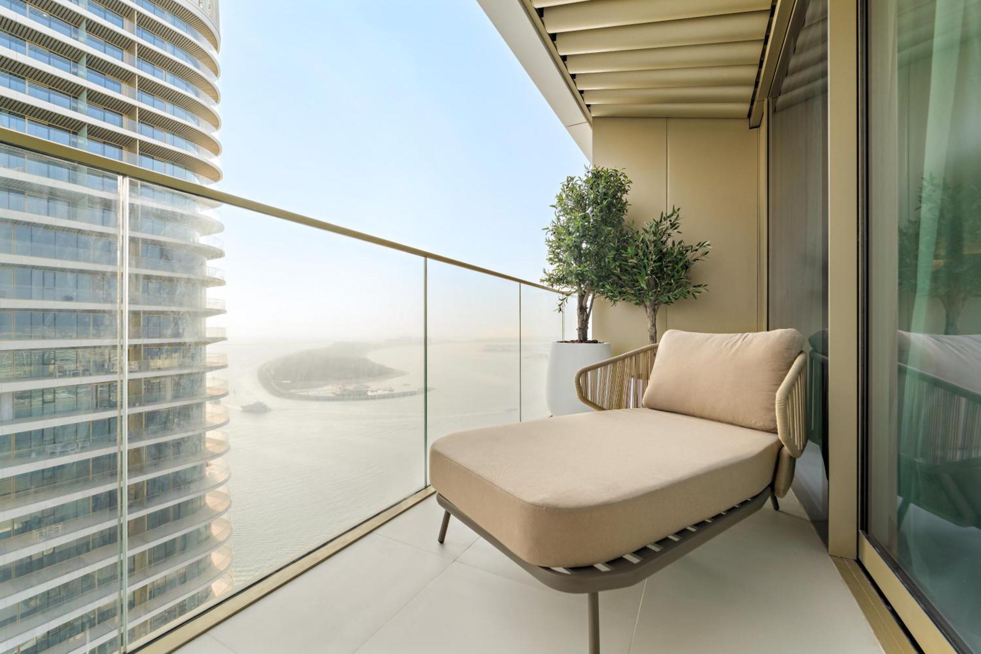 Elegant 2br With Palm & Sea View L Direct Access Apartment Dubai
