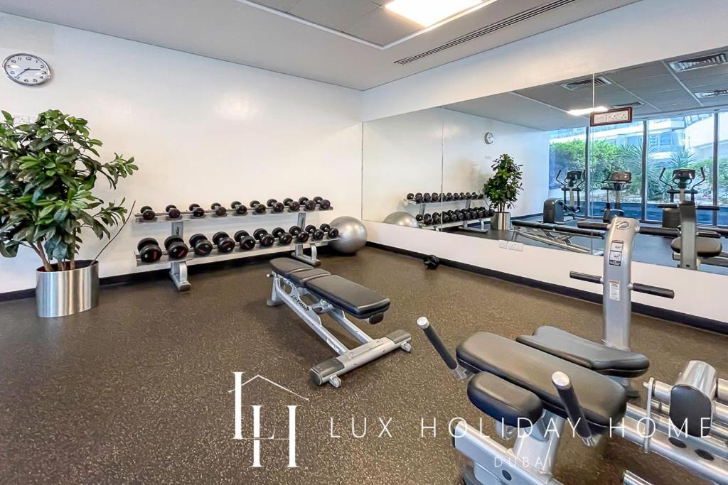 Lux The Silverene Marina View Apartment *