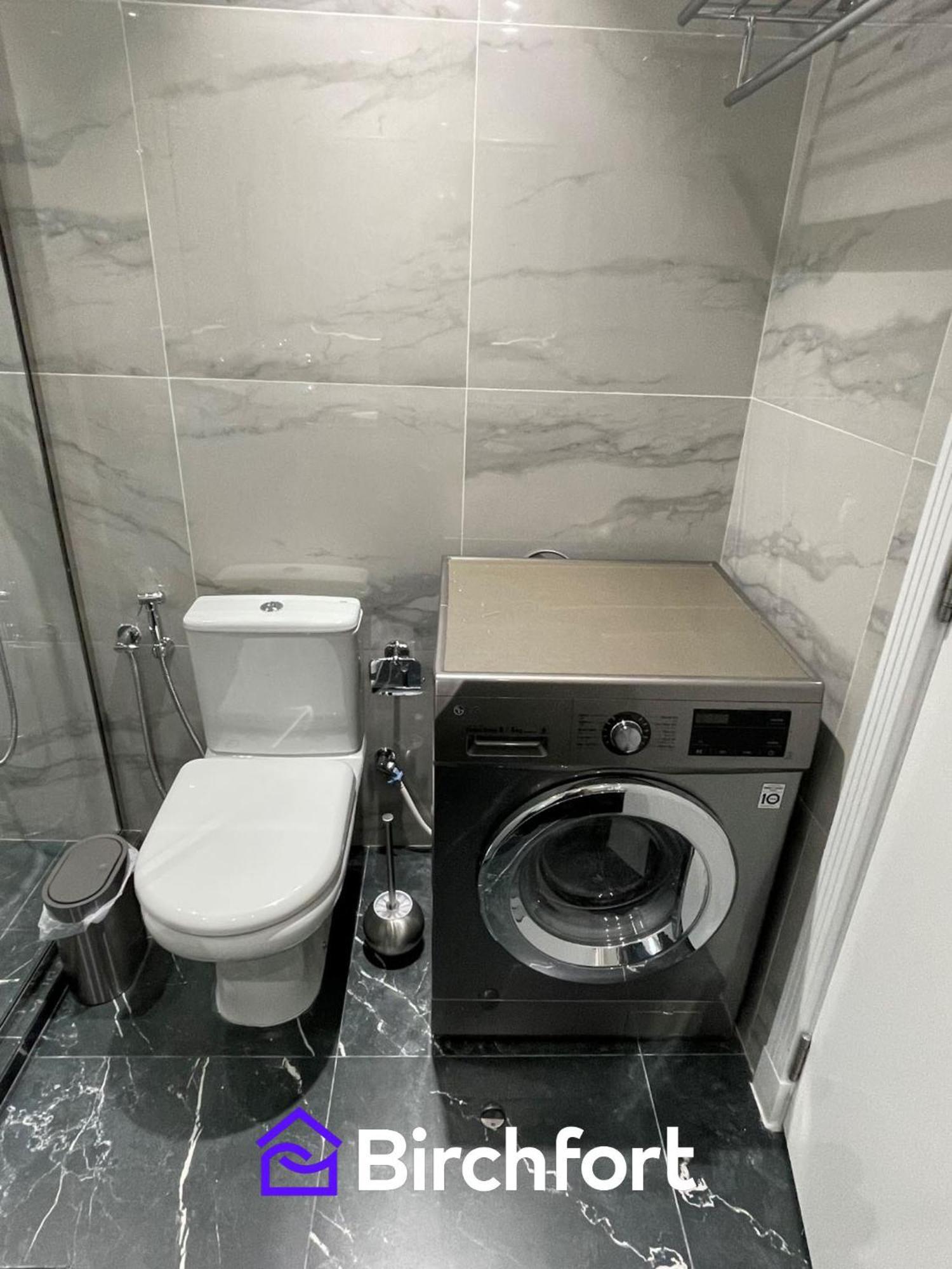 Birchfort - Newly Renovated Unique 1 Bedroom Dubai