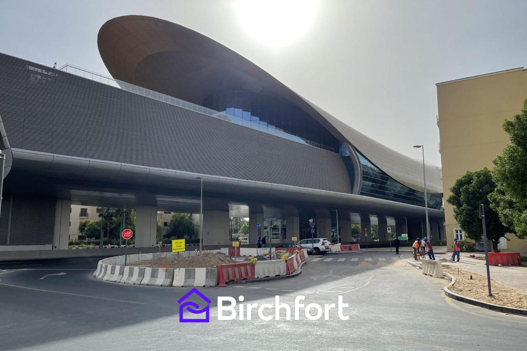 Birchfort - Newly Renovated Unique 1 Bedroom * Dubai