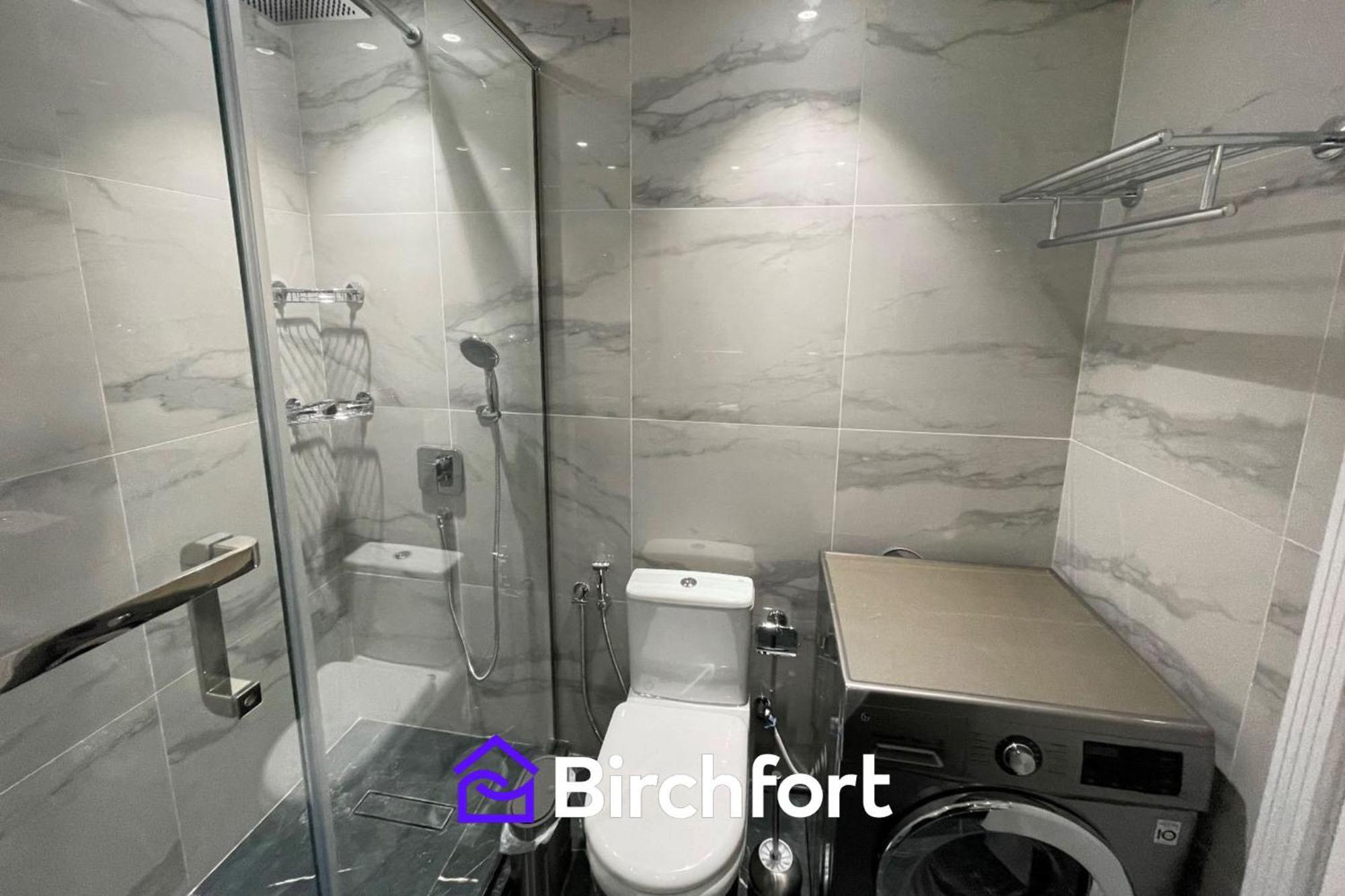 Birchfort - Newly Renovated Unique 1 Bedroom *