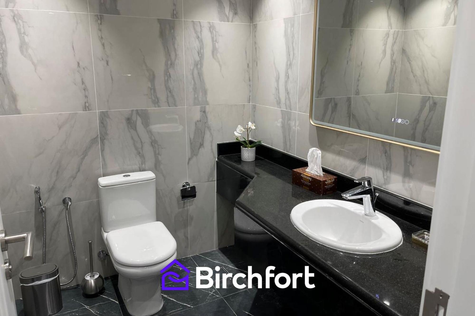 Birchfort - Newly Renovated Unique 1 Bedroom Dubai