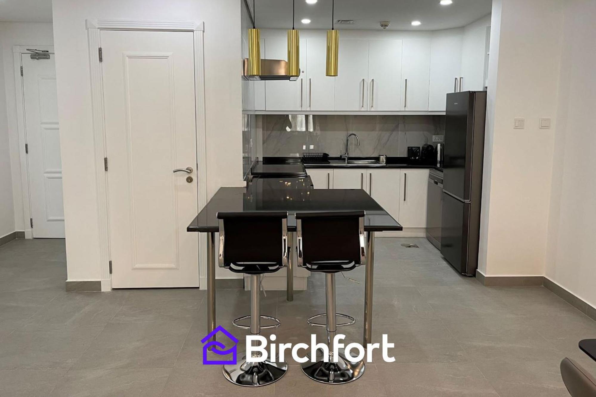 Birchfort - Newly Renovated Unique 1 Bedroom * Dubai