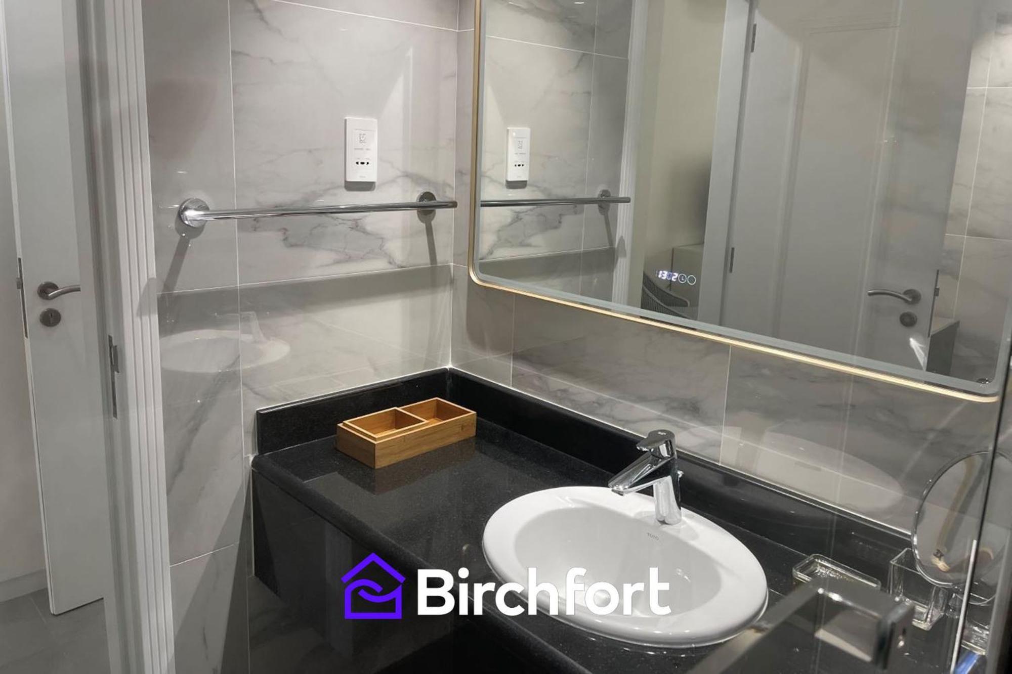 Birchfort - Newly Renovated Unique 1 Bedroom Daire