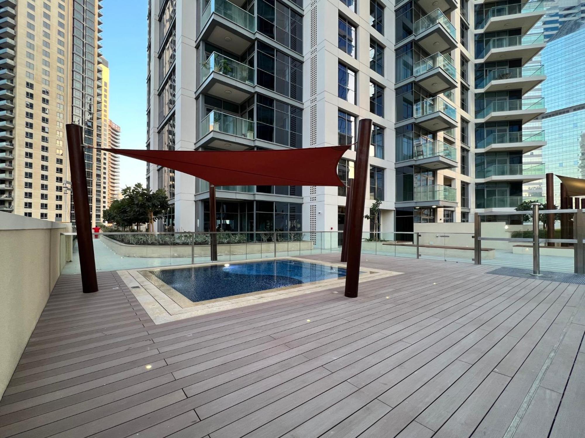 Dream - Bellevue Tower With Burj Khalifa View Apartment *