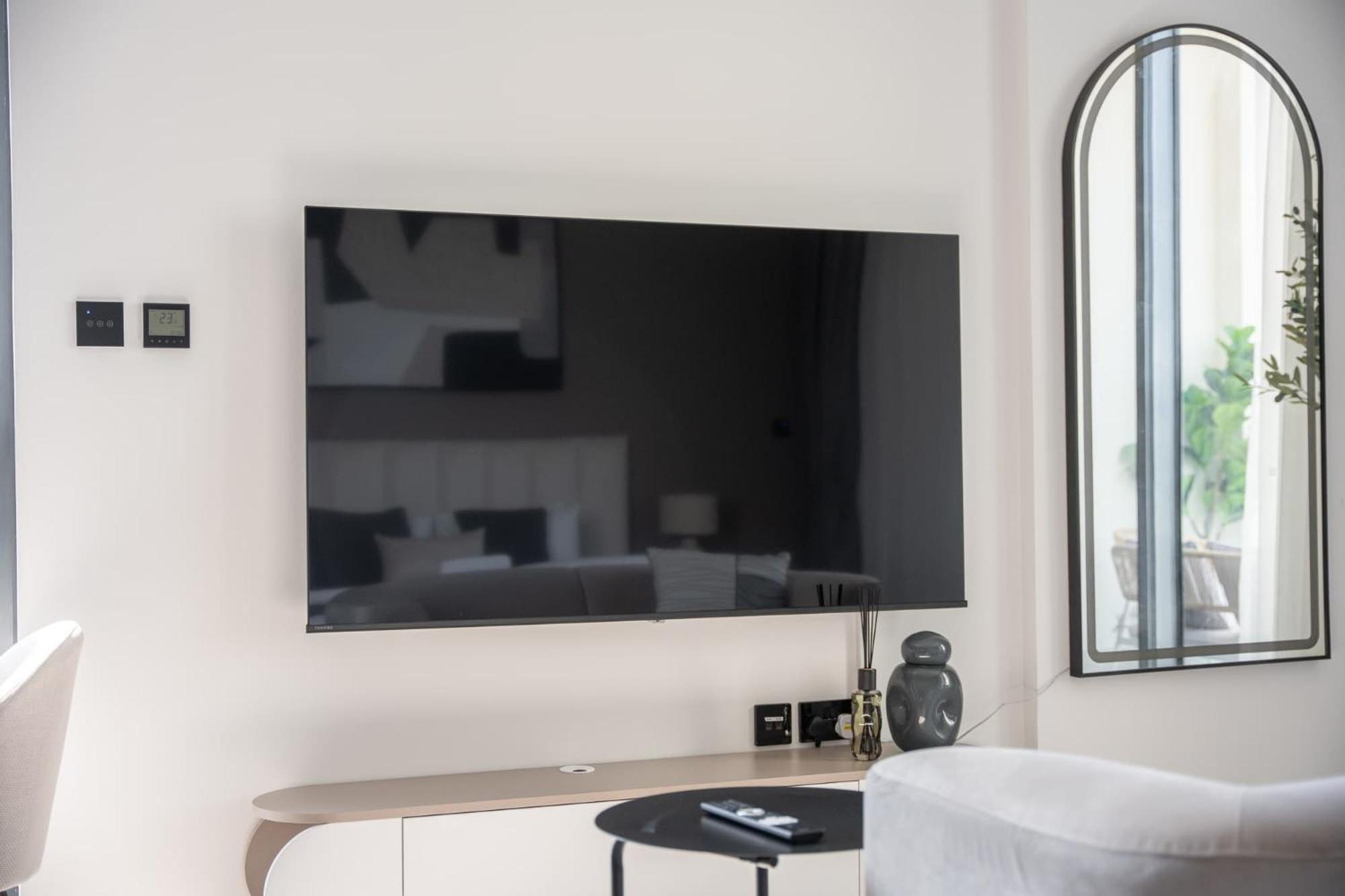 Sleek In Jumeirah Village Triangle