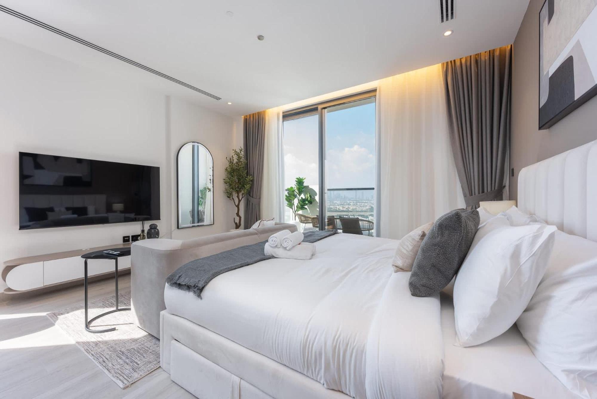 Sleek In Jumeirah Village Triangle Apartment *