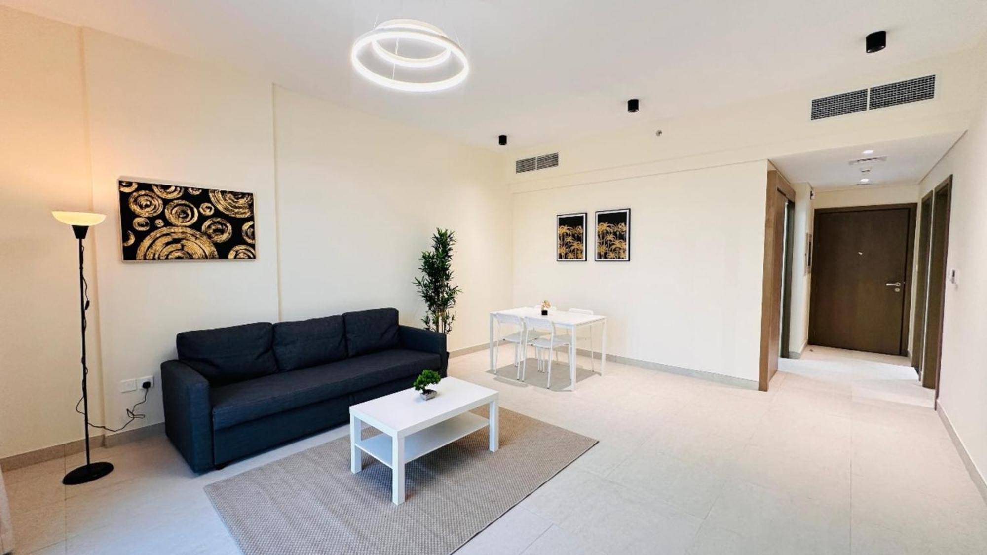 Dancenter Retreat Sheikh Zayed Road Pansiyon Dubai