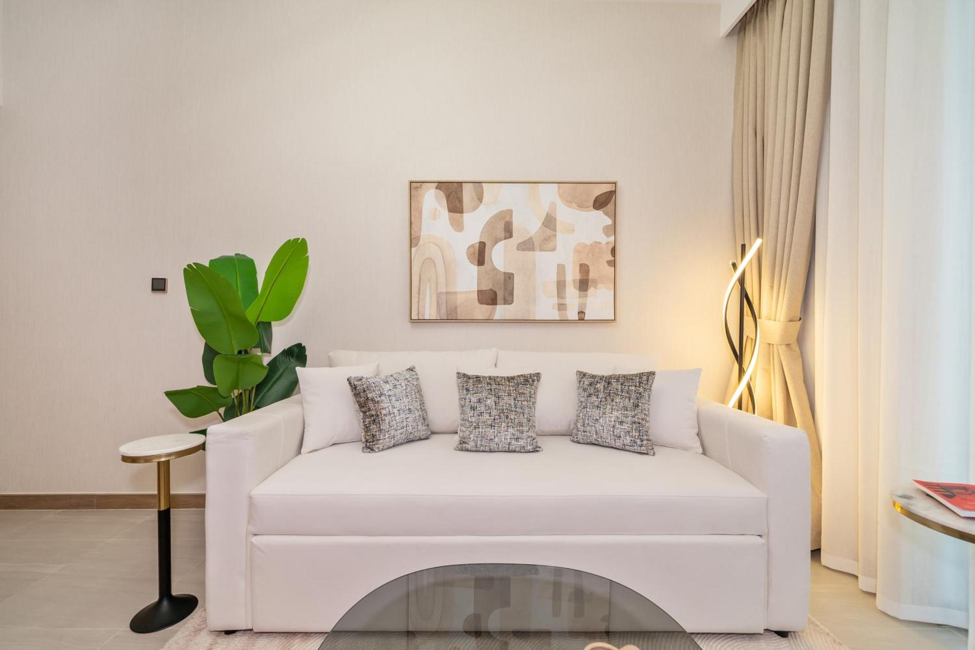 1br Missoni Masterpiece Elegant Living With Style Apartment