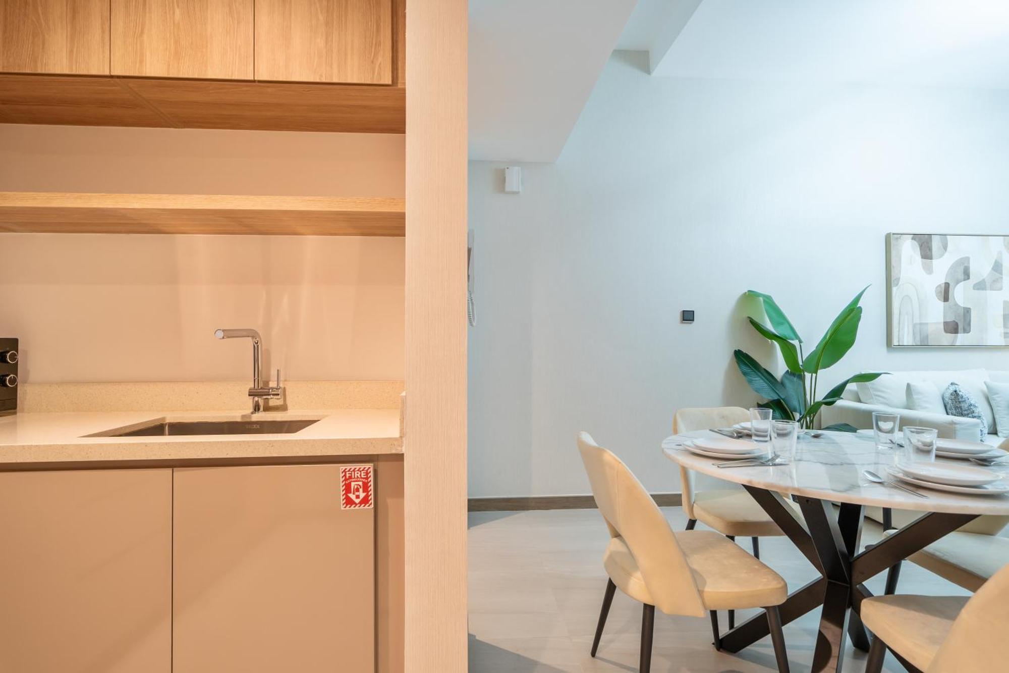 1br Missoni Masterpiece Elegant Living With Style Apartment Dubai