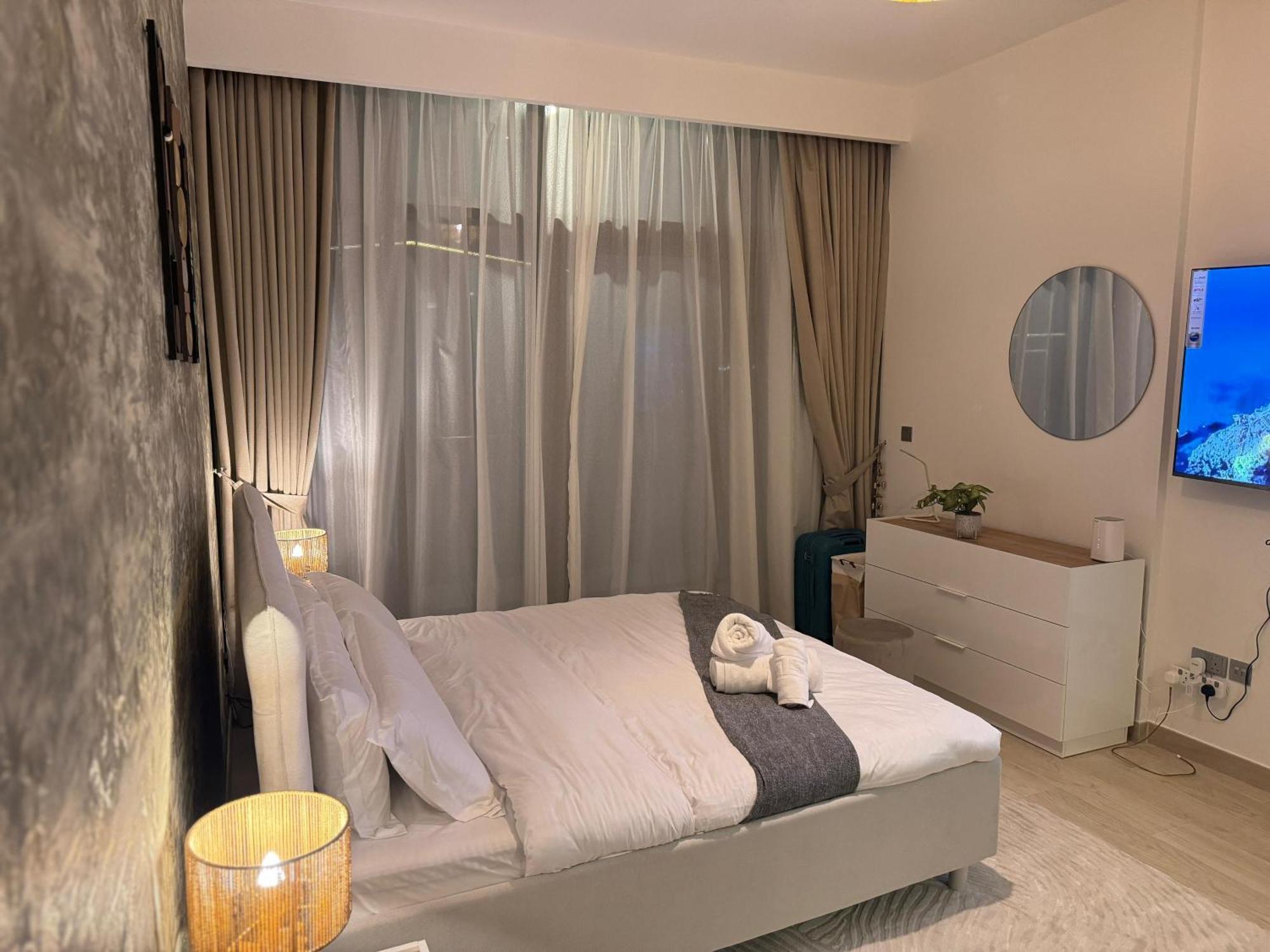 Dvr In Azizi Riviera * Dubai