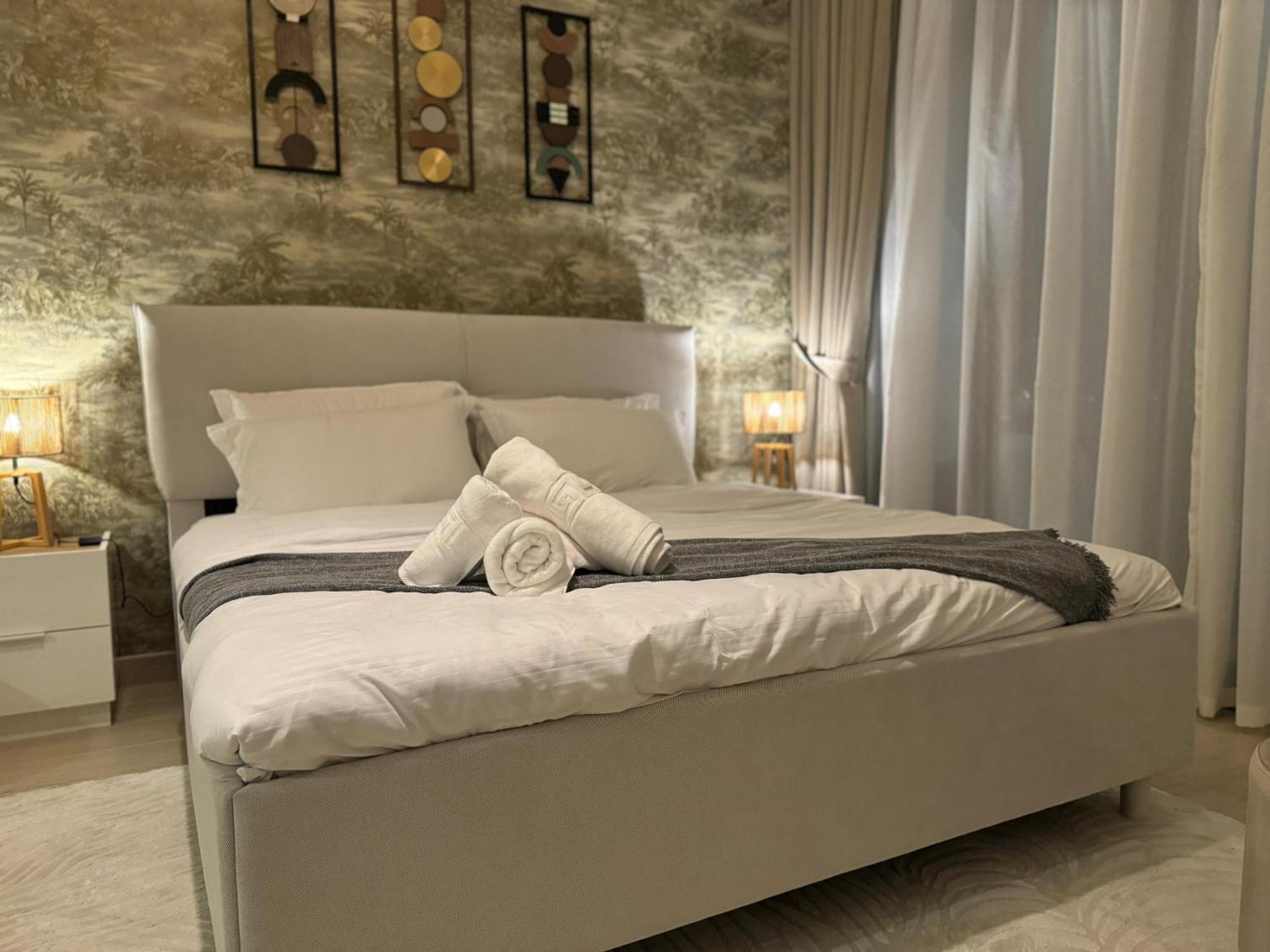 Dvr In Azizi Riviera *