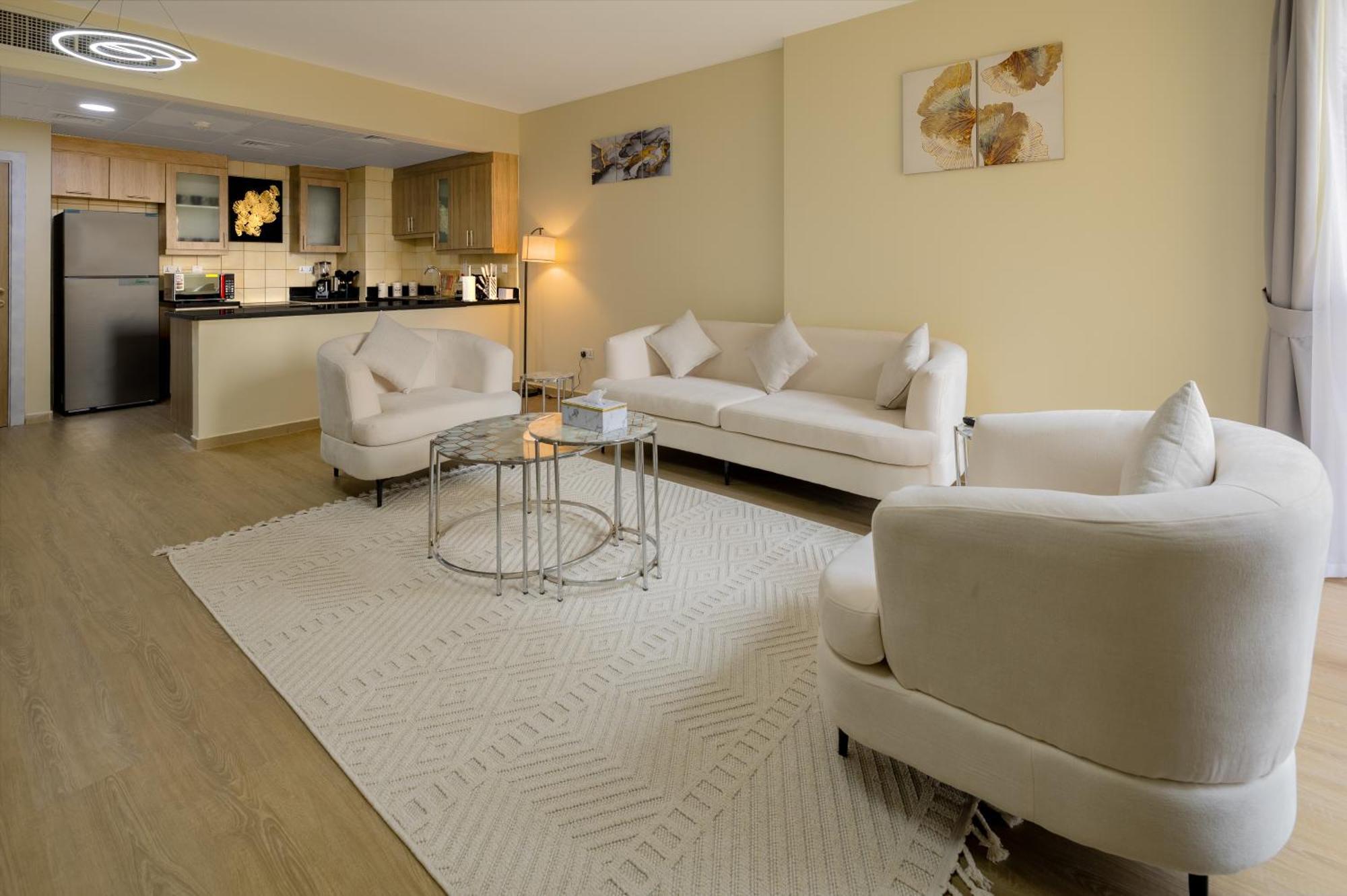 1br At Jumeirah Residences - Walking Distance To Apartment *