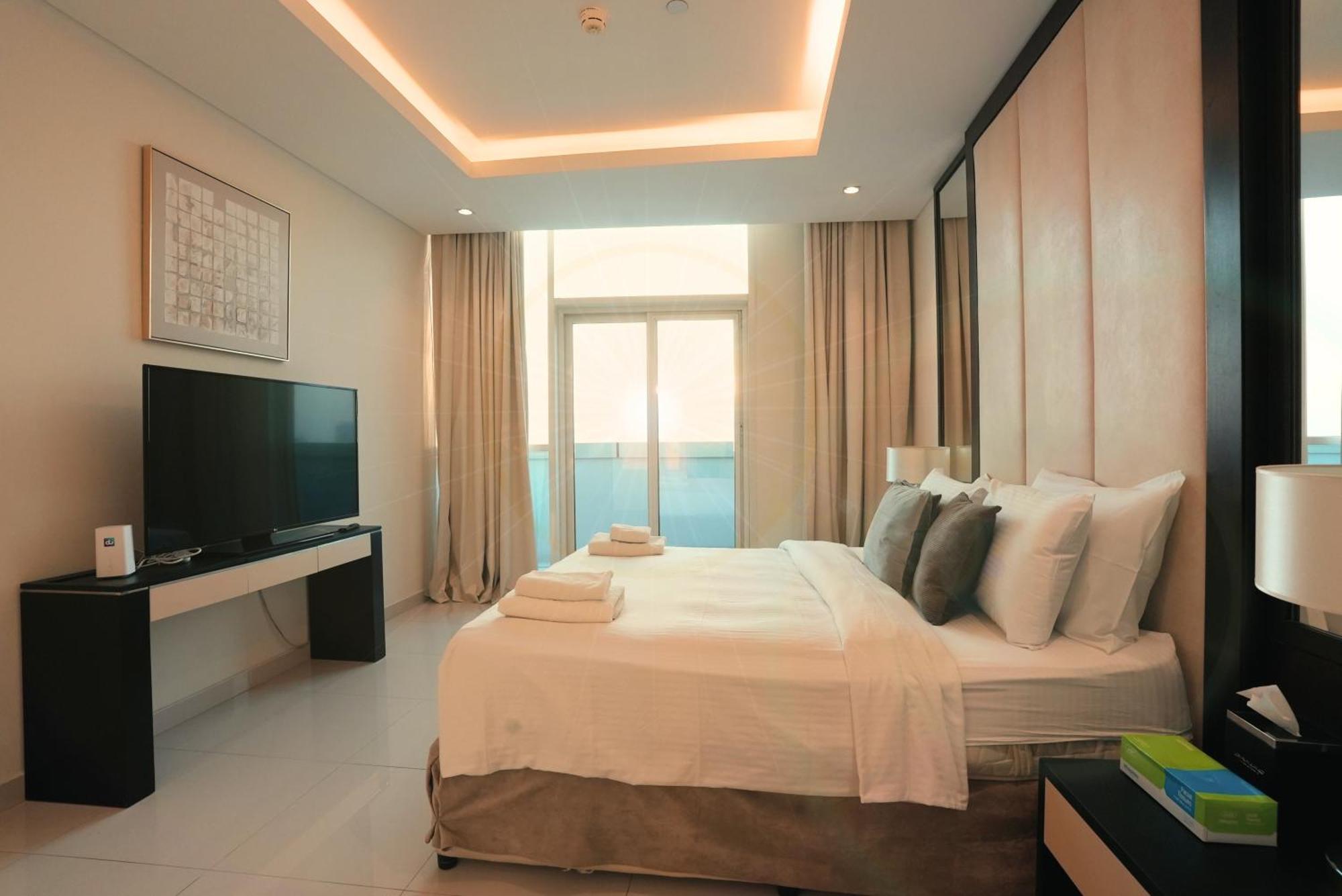 Luxury 3br Burj Khalifa View In Downtown Aparthotel