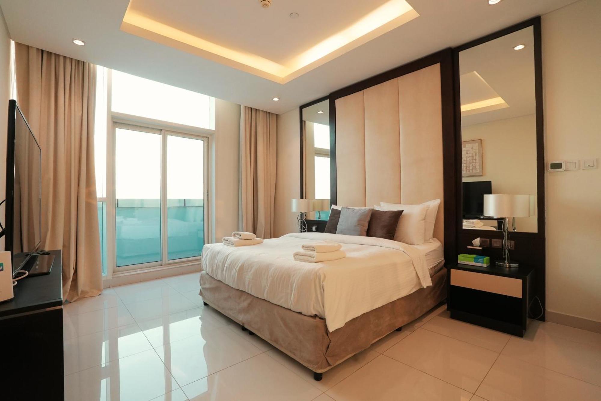 Luxury 3br Burj Khalifa View In Downtown * Dubai