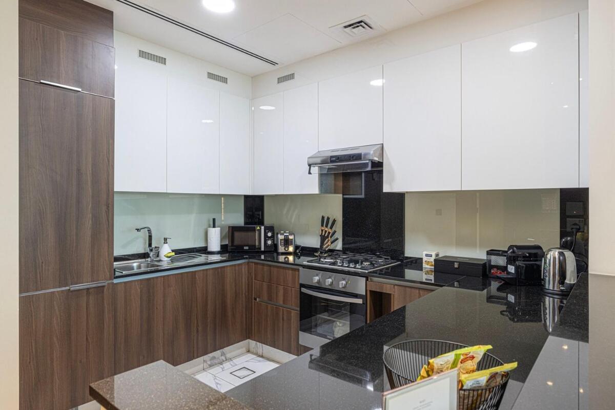 Apartment Cosy 10min To Burj Khalifa And Mall- 2 Beds *