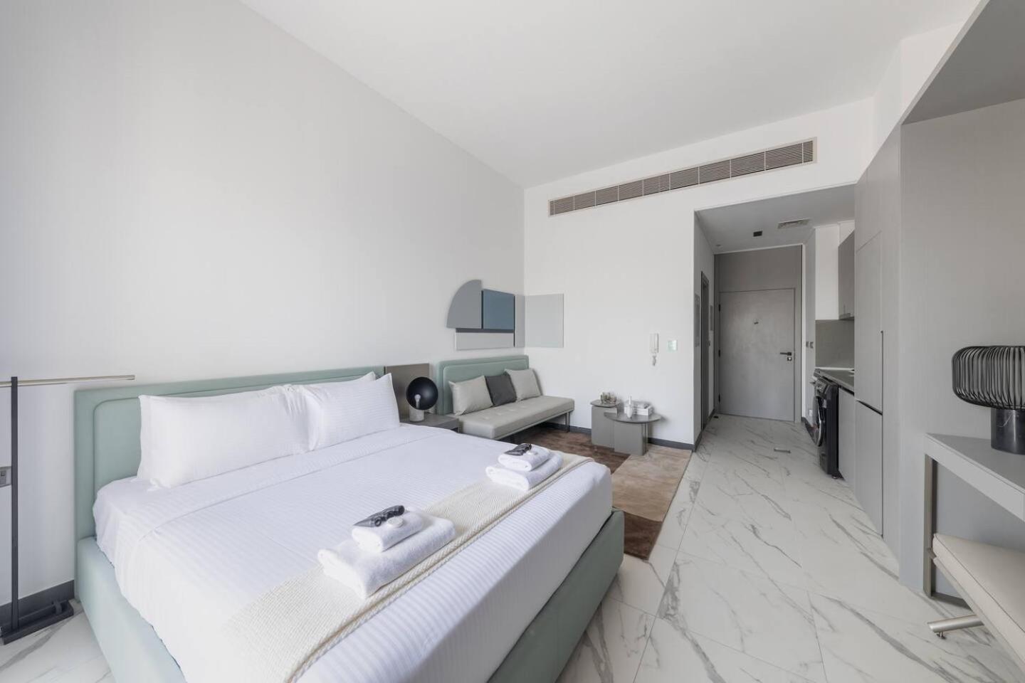 Brand New 15 Mins Drive From Business Bay
