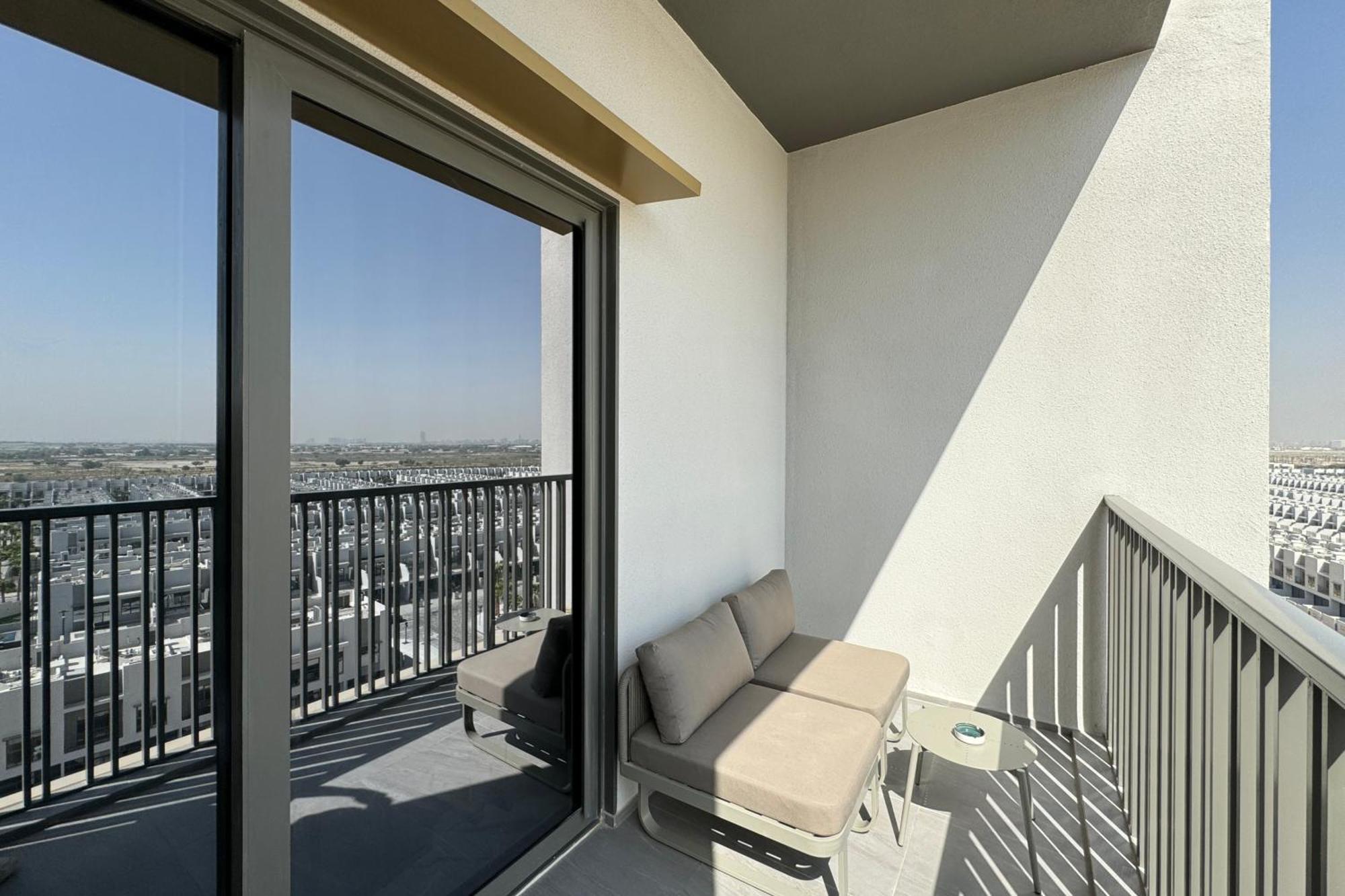 Apartment Brand New 15 Mins Drive From Business Bay