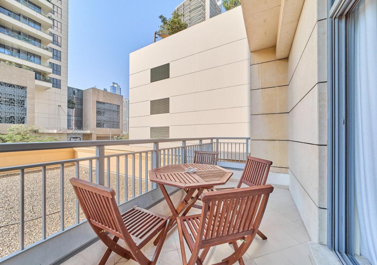 Golden Homes Luxe Living Claren Tower 1br Study Near Mall Downtown * Dubai